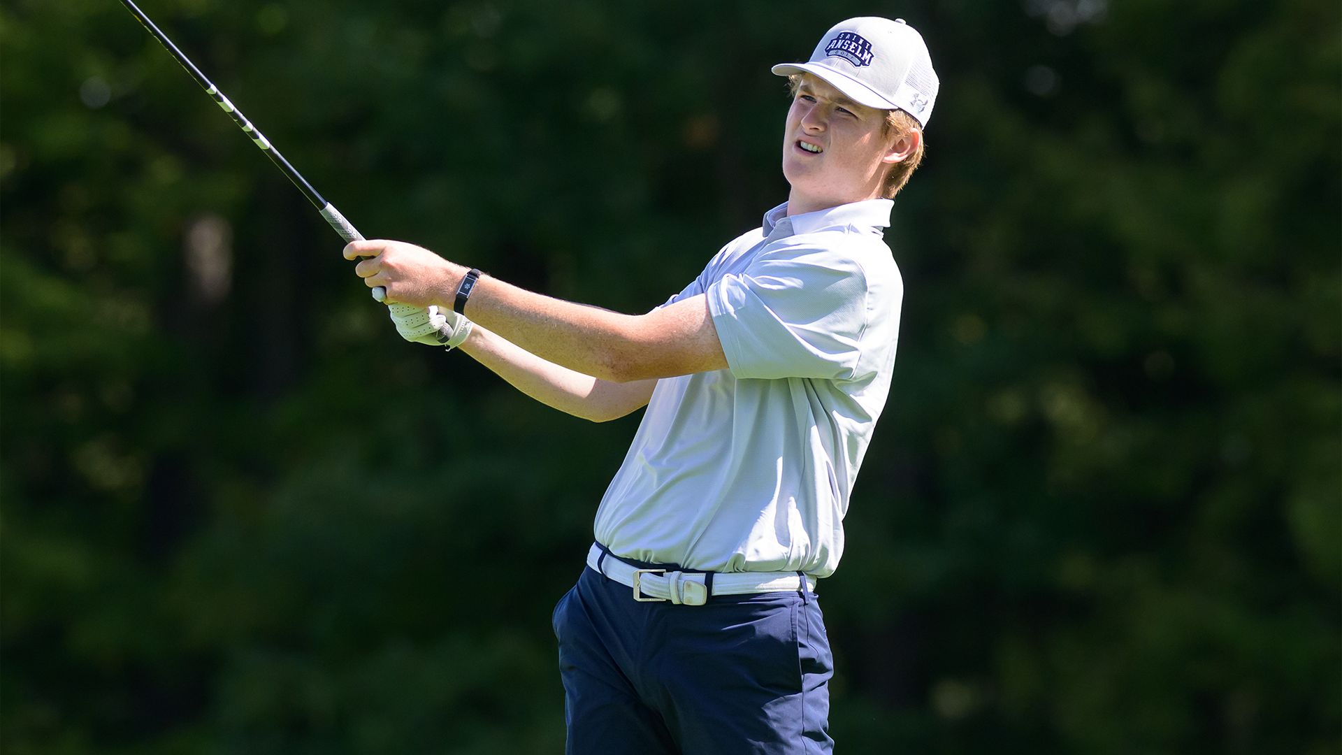 Jack Murray hits shot