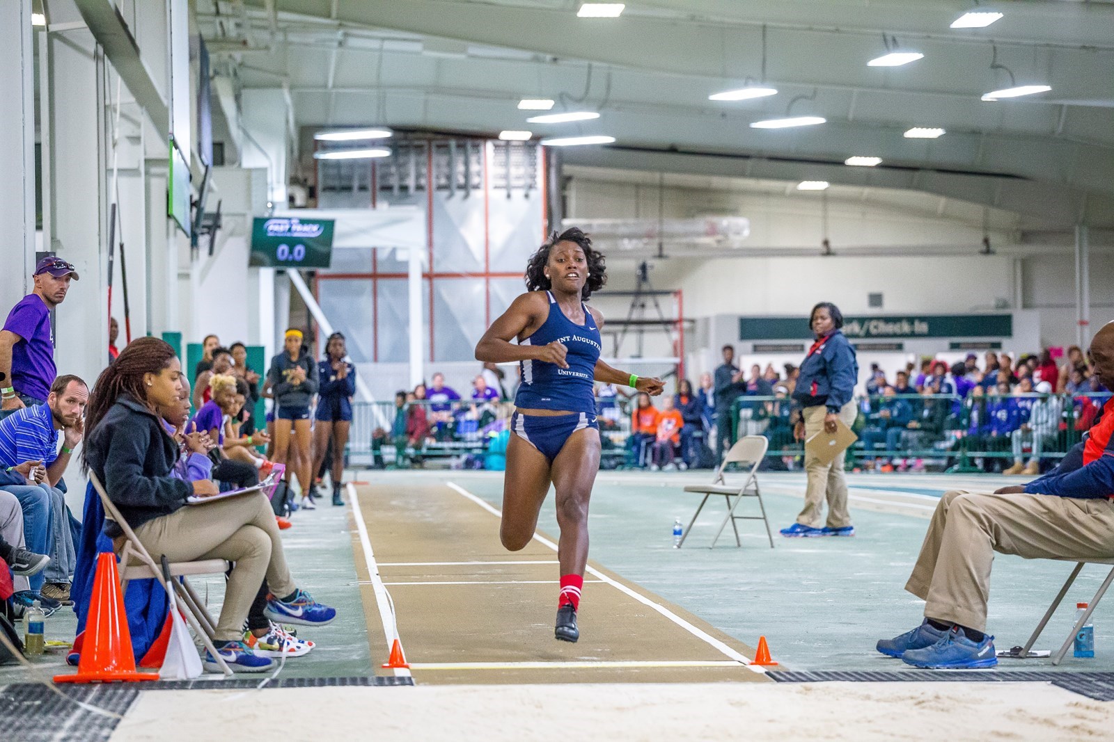 Shakinah Brooks 201617 Women's Indoor Track and Field Saint