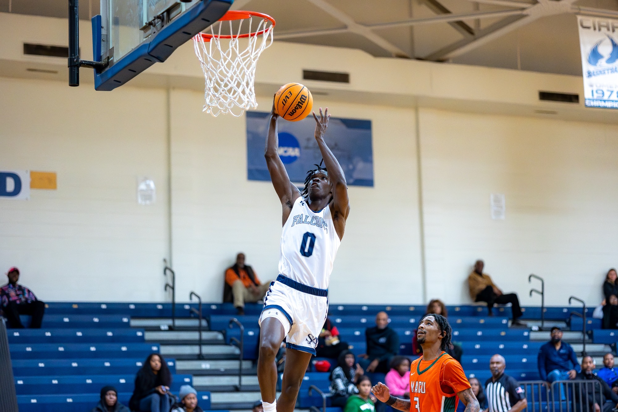 2324 MBB Jordan Love vs MACU