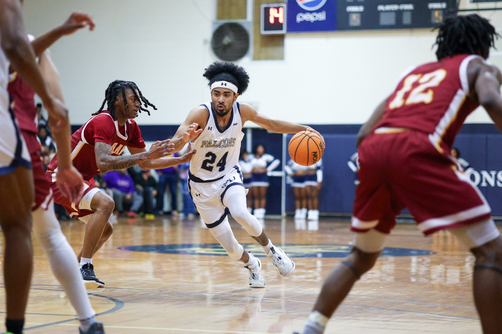 2324 MBB Jawan vs Shaw