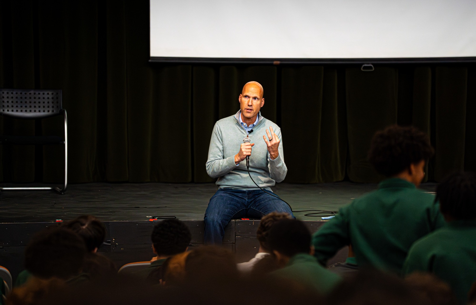 MLB Agent speaks to students