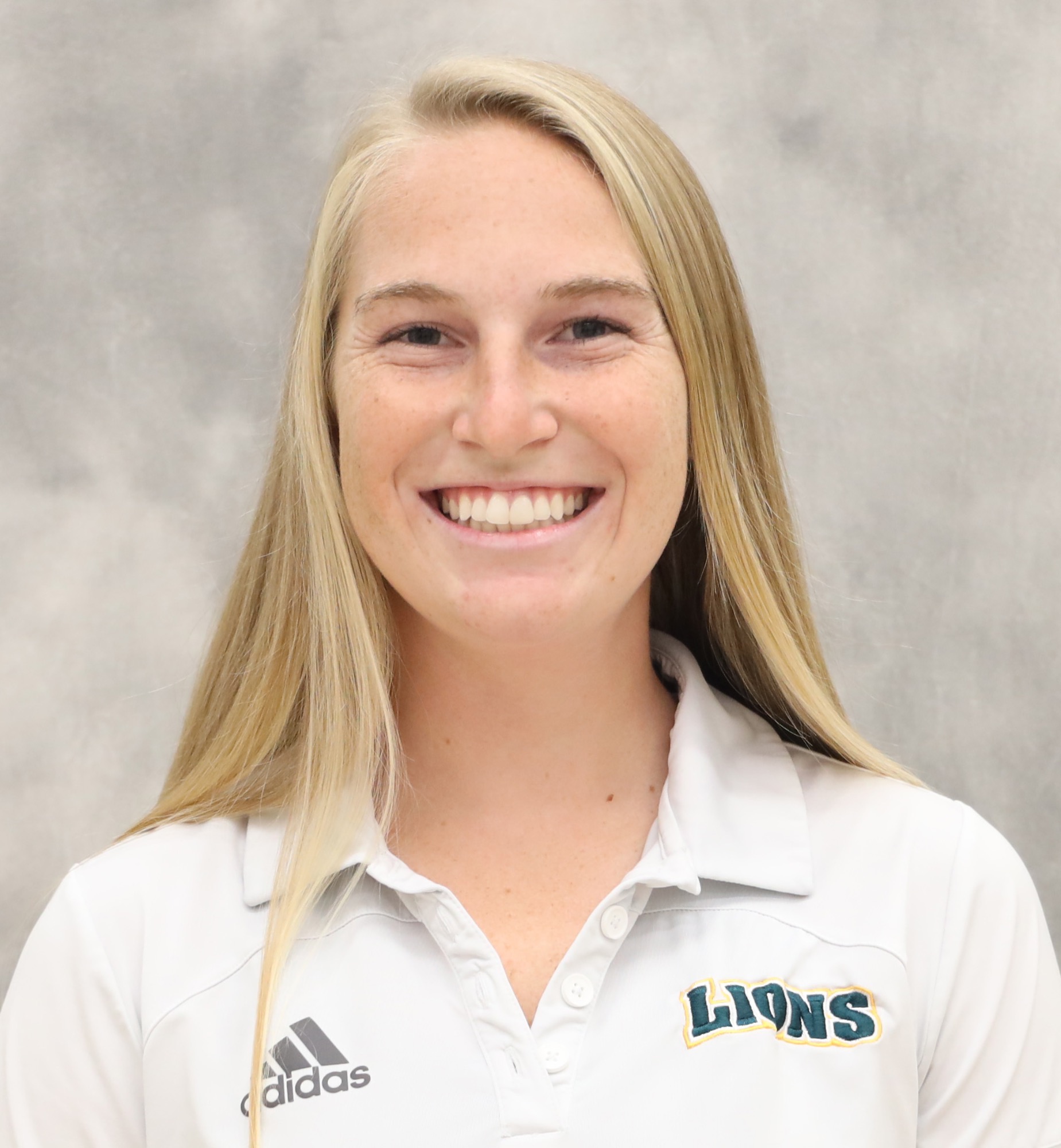 McKenna Kincaid Headshot