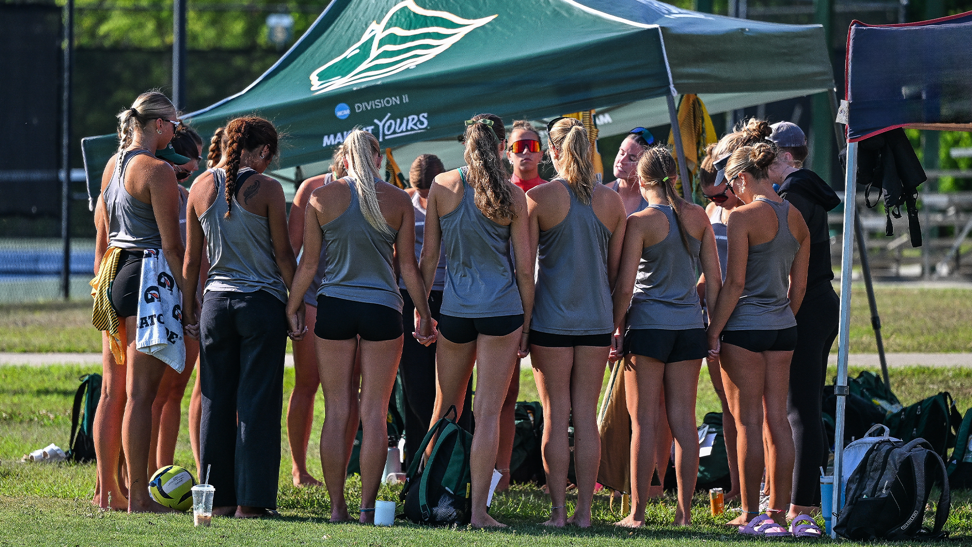 BVB_041125_SSC_Team_Huddle