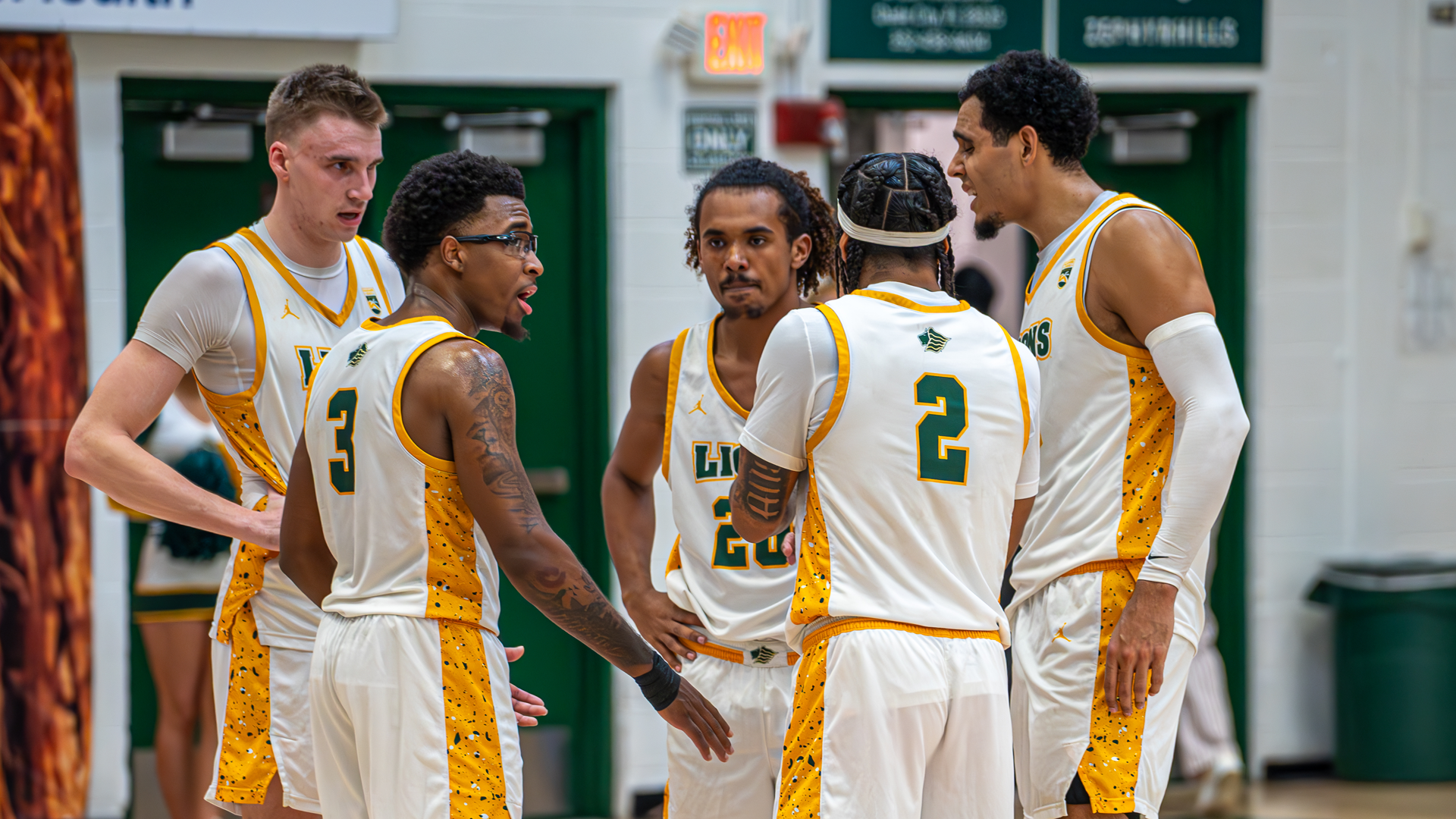 MBB Huddle vs Eckerd