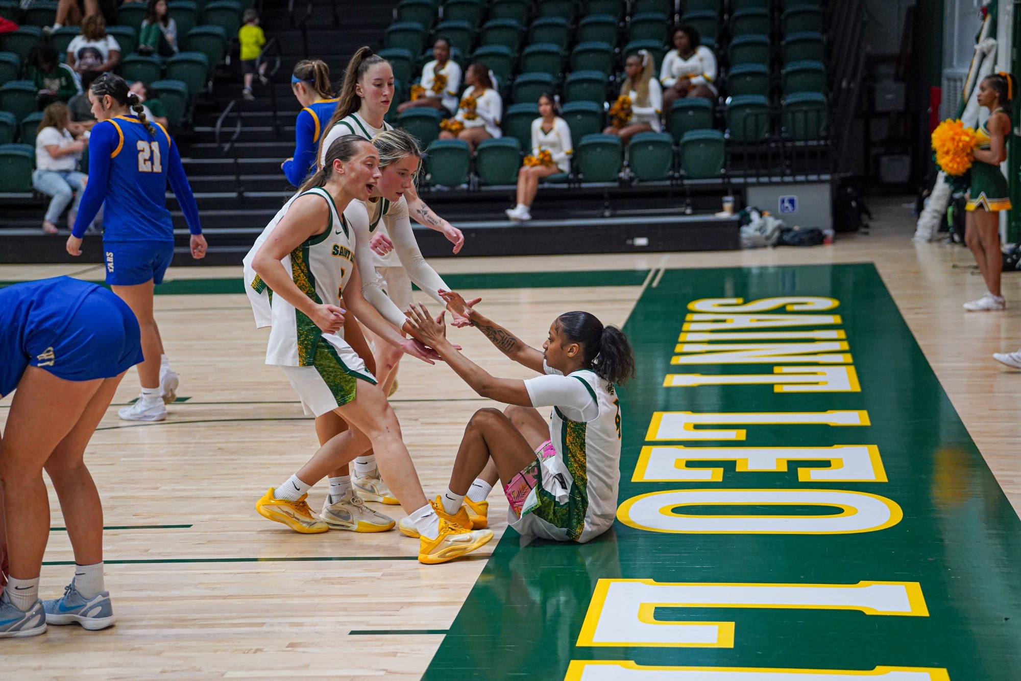 Liv and Amy pick up jailenn