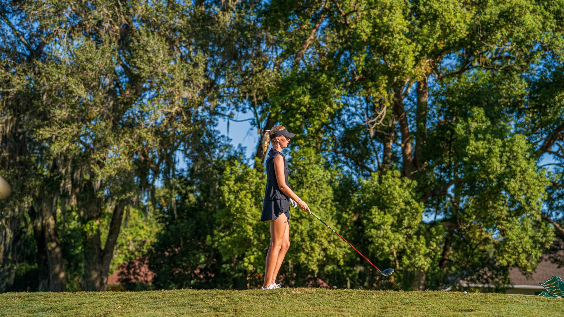 Iza Stahlevi 2025 SLU Invite