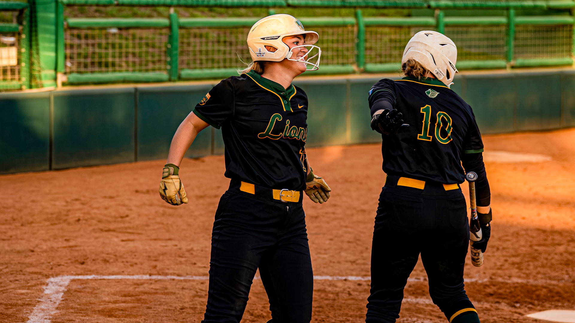 SB_Barber_LaRoche_FT_032826_Hayeck