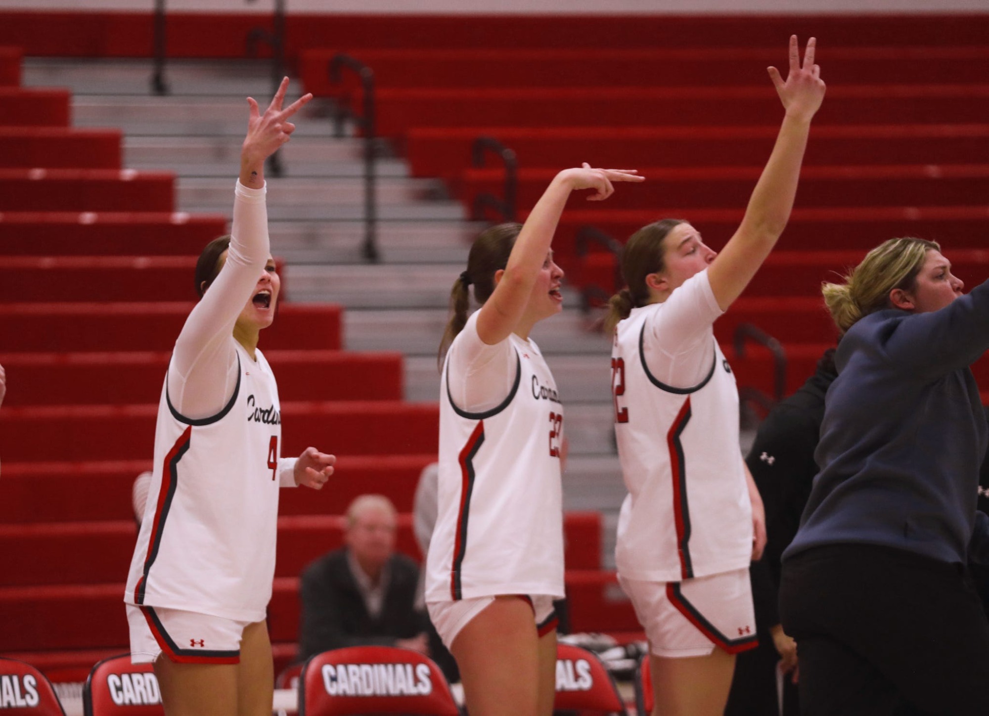 women's basketball three pointers