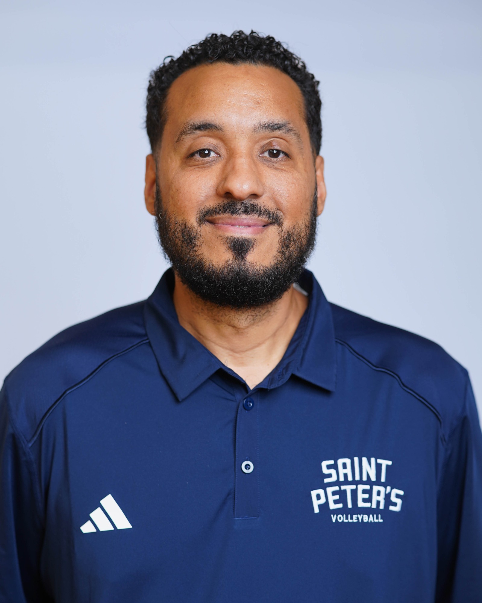 Coach Fernando Colon