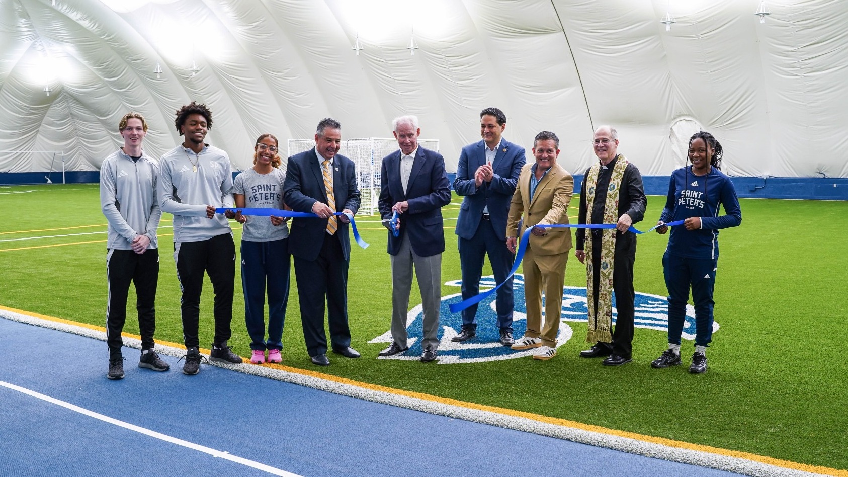 Bubble Ribbon cutting ceremony