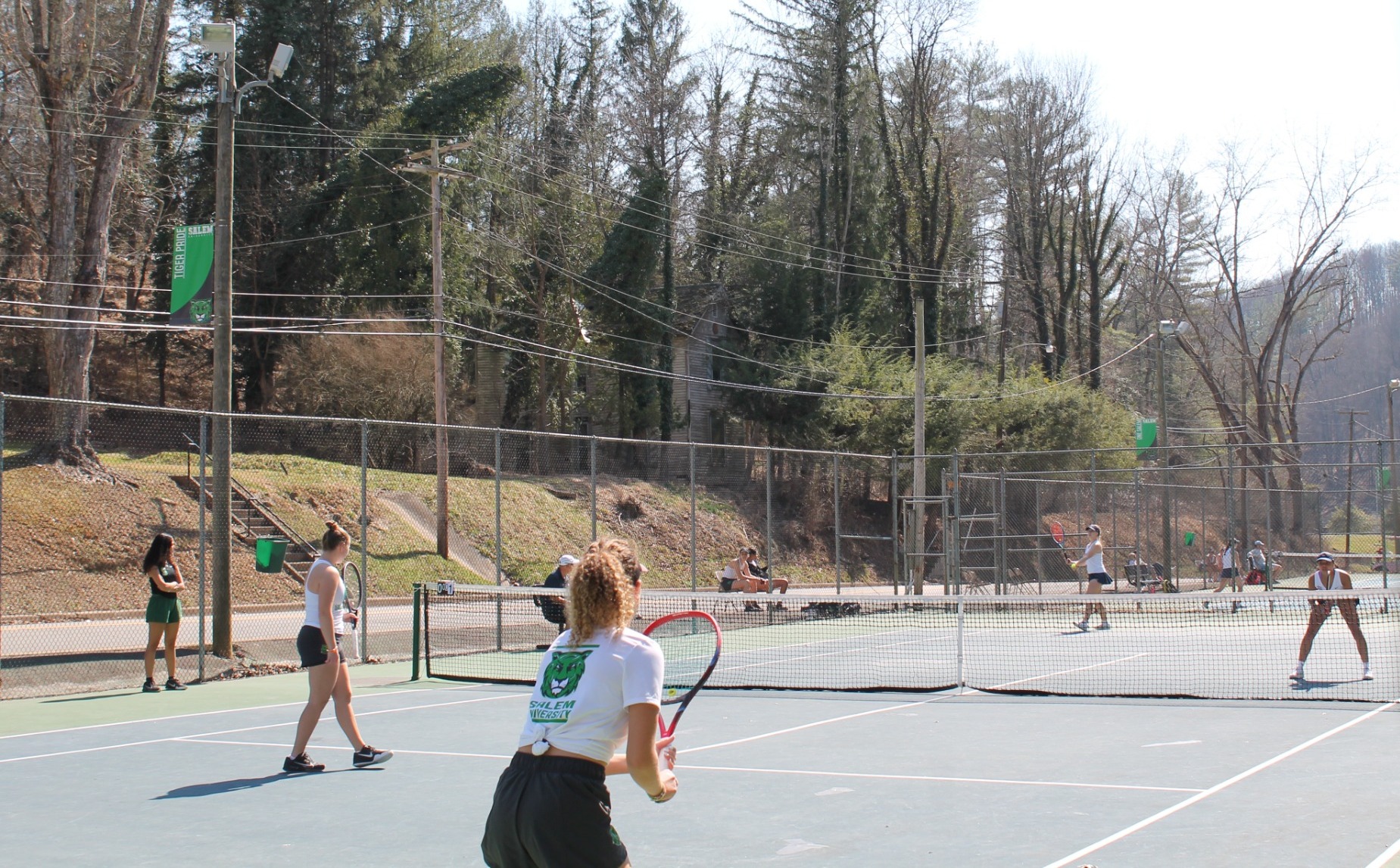 TENNIS