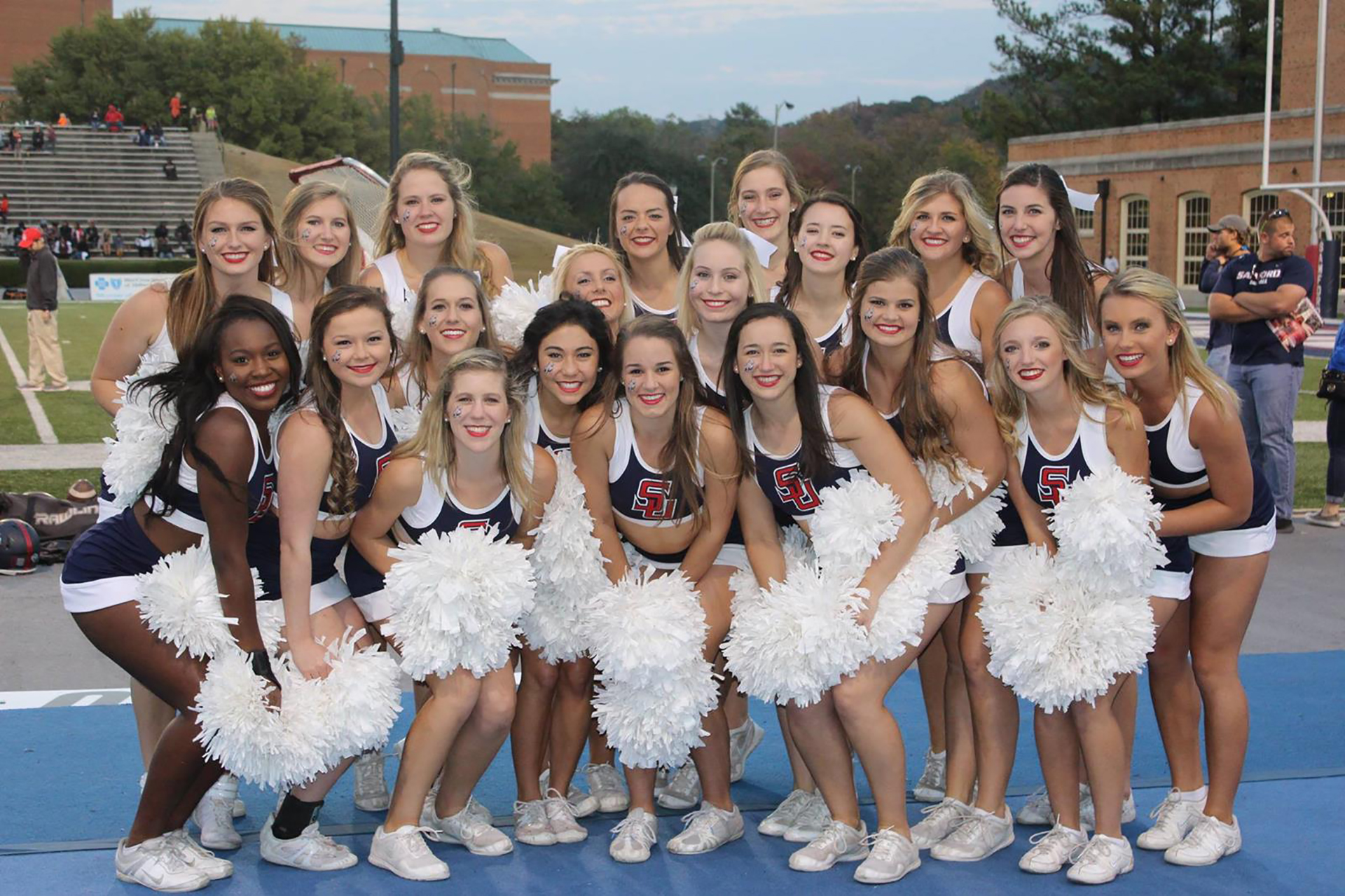 2016-17 cheerleaders