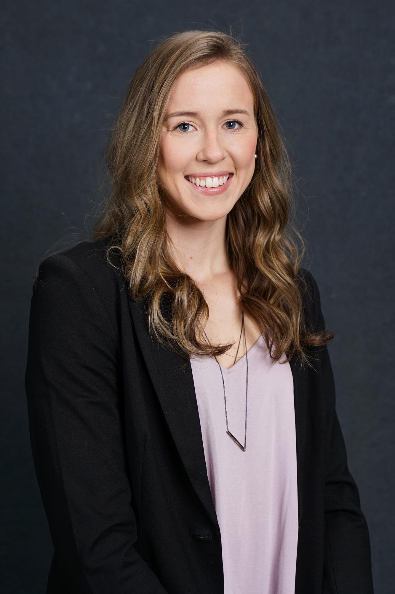 Sarah Myers 2021 Headshot