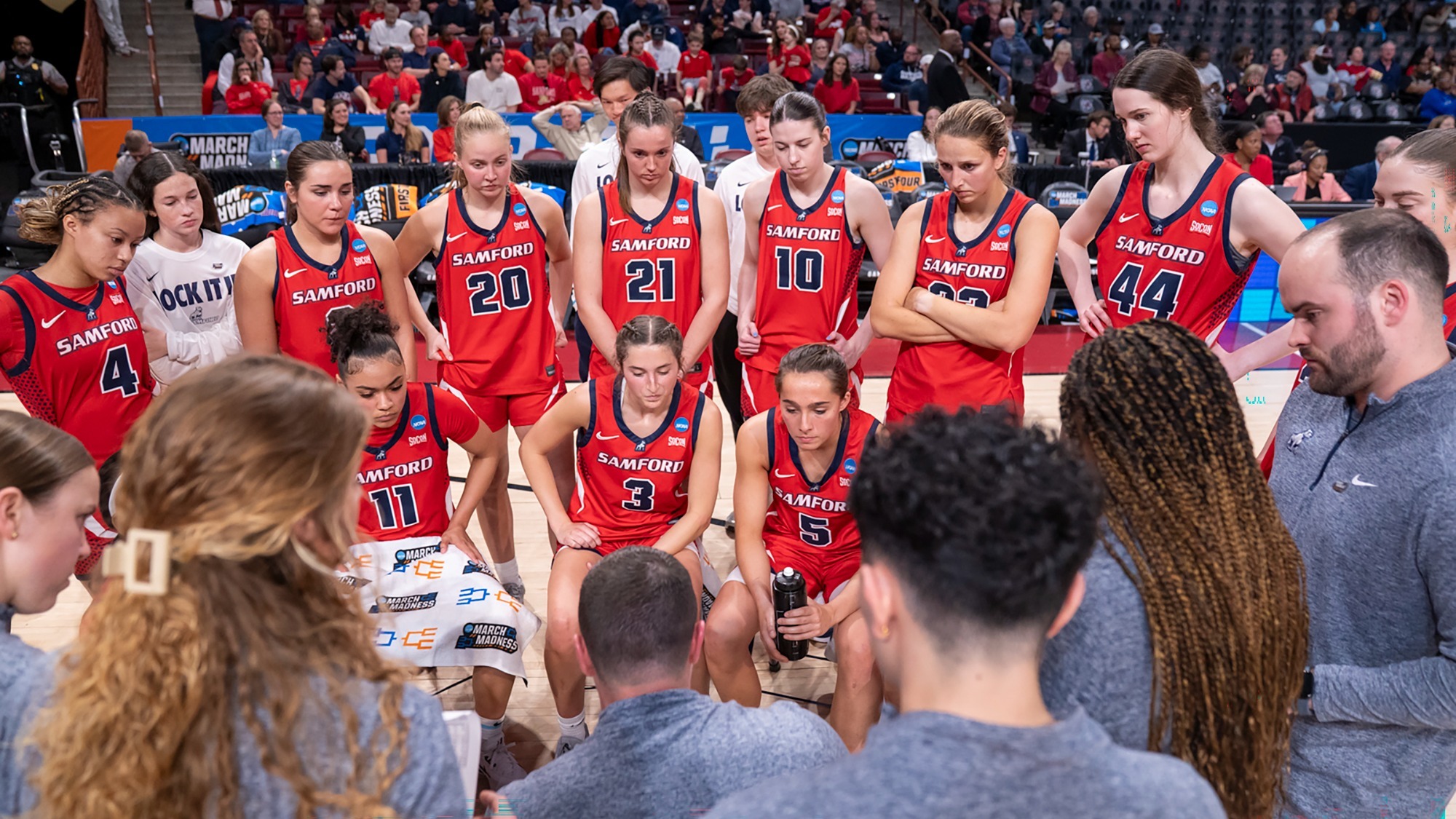 WBB huddle at 2026 NCAA Tournament