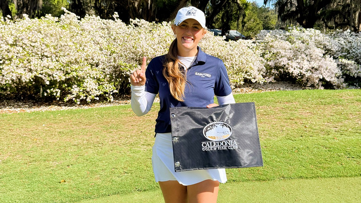 Grace Engel with Golfweek/Stifel Challenge trophy 2026