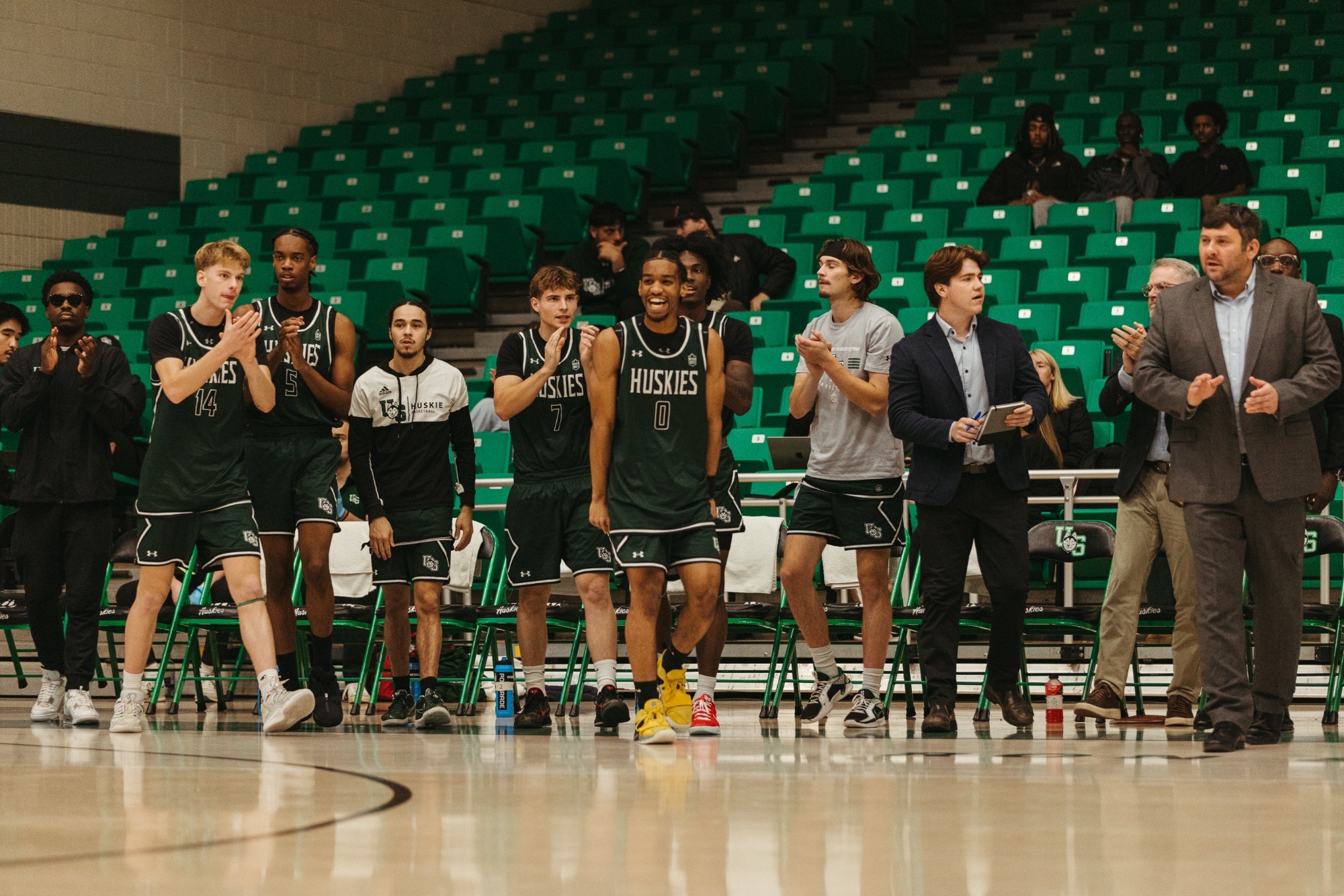 Huskies vs Griffins 2025-26