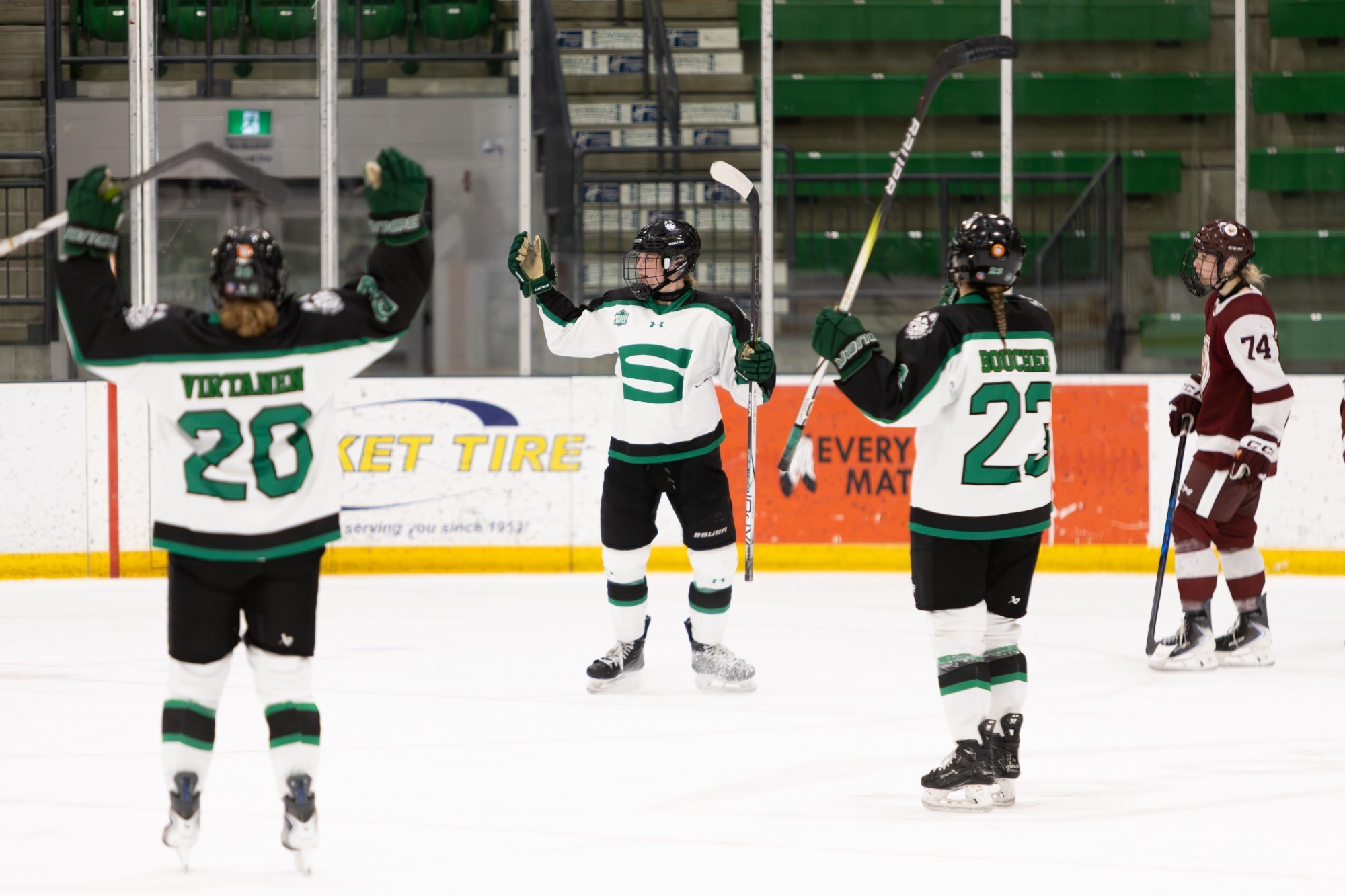 Huskies vs Griffins 2025-26