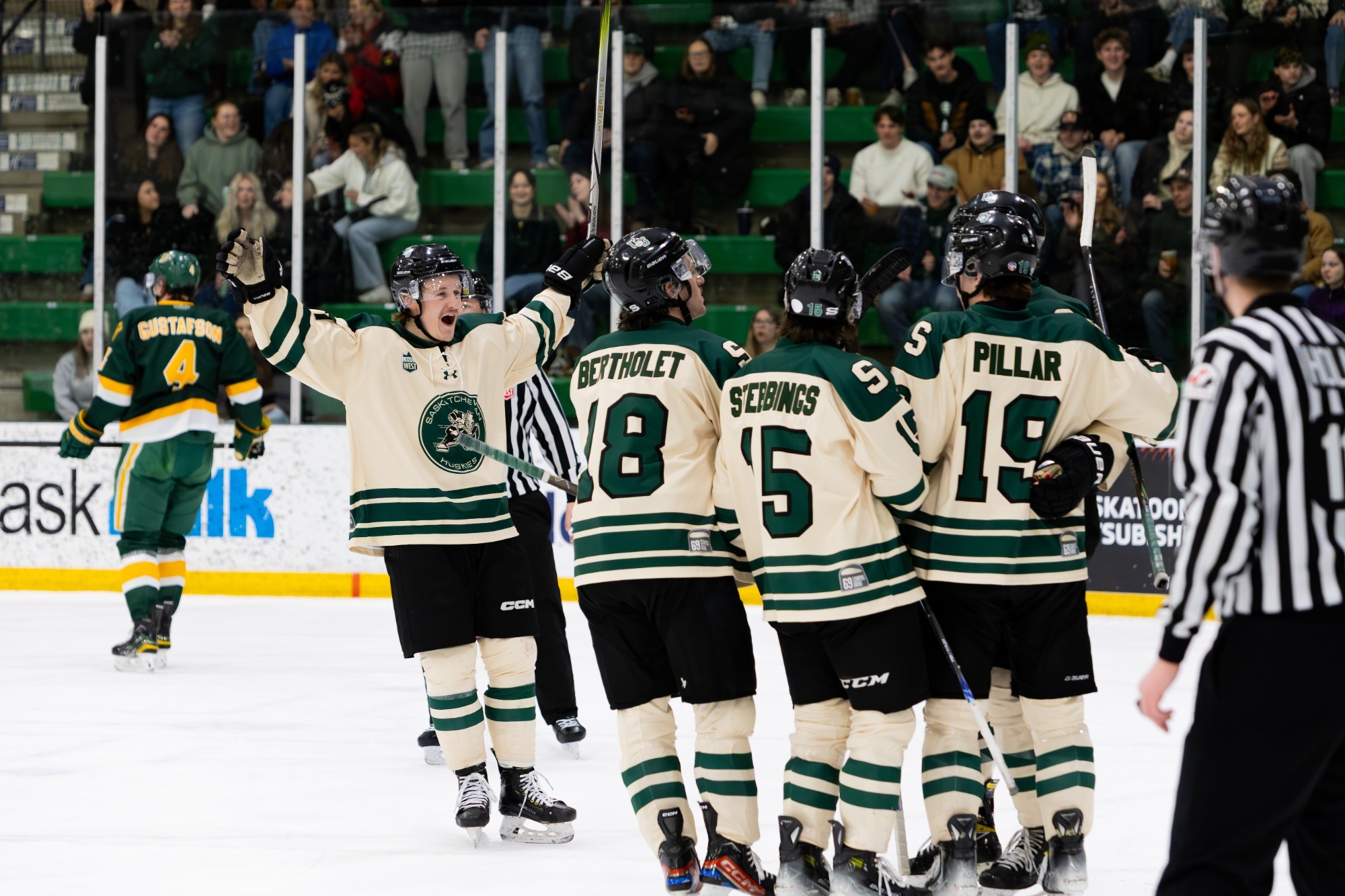 Huskies vs Alberta 2025-26