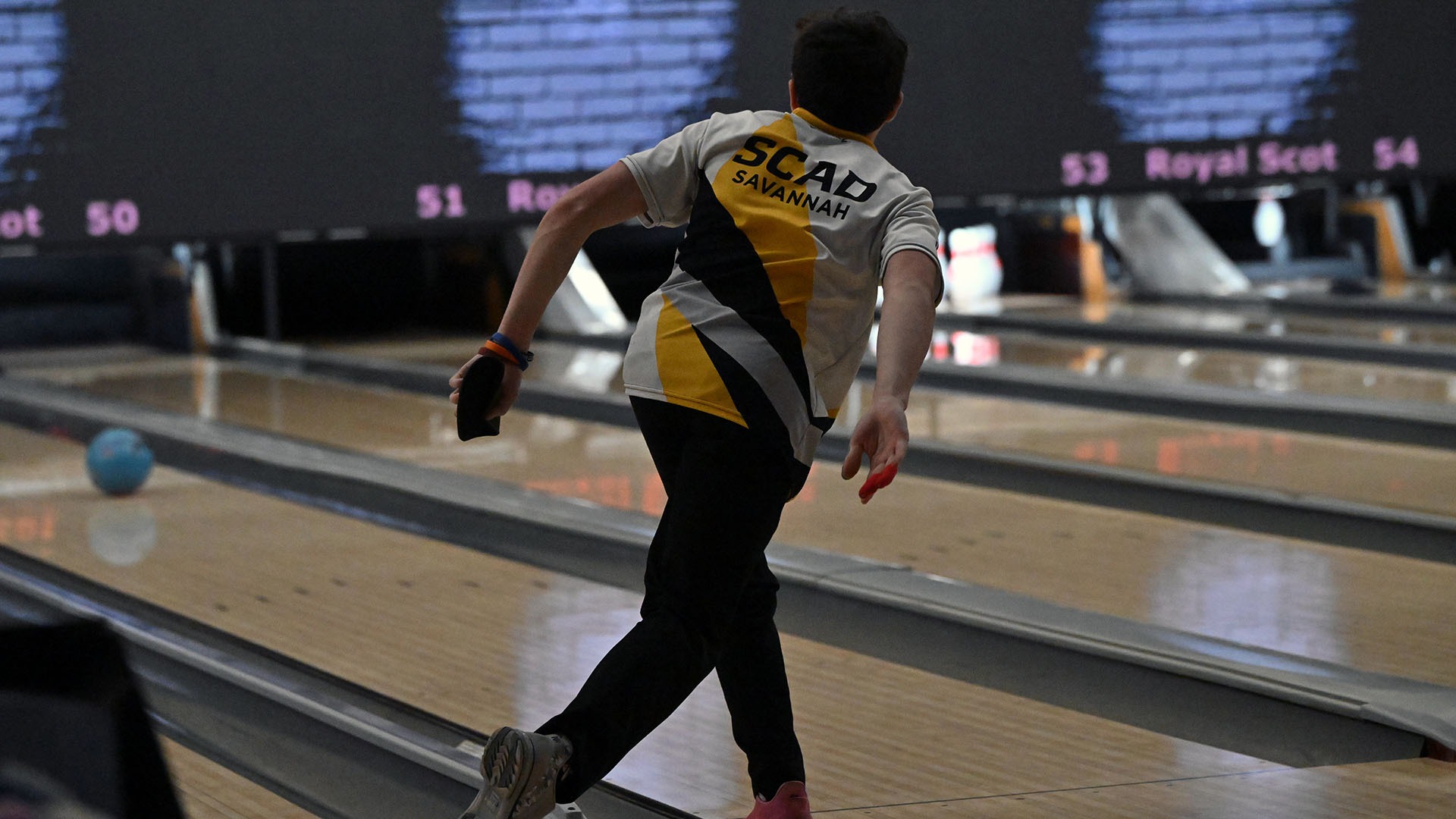 MBOWL2526_NAIA
