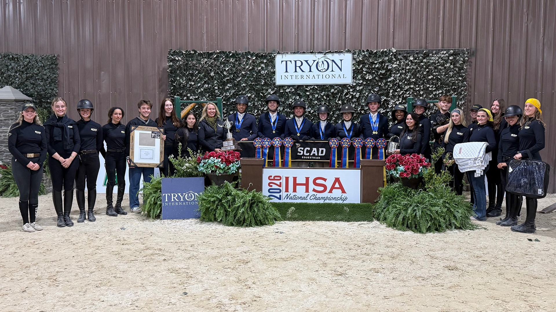 EQUEST2526_IHSA Champs