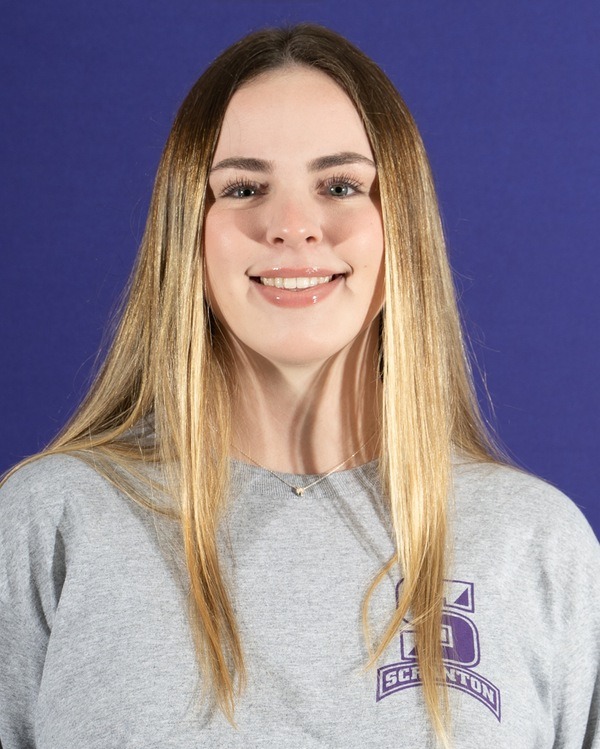 Emma Heaney Headshot