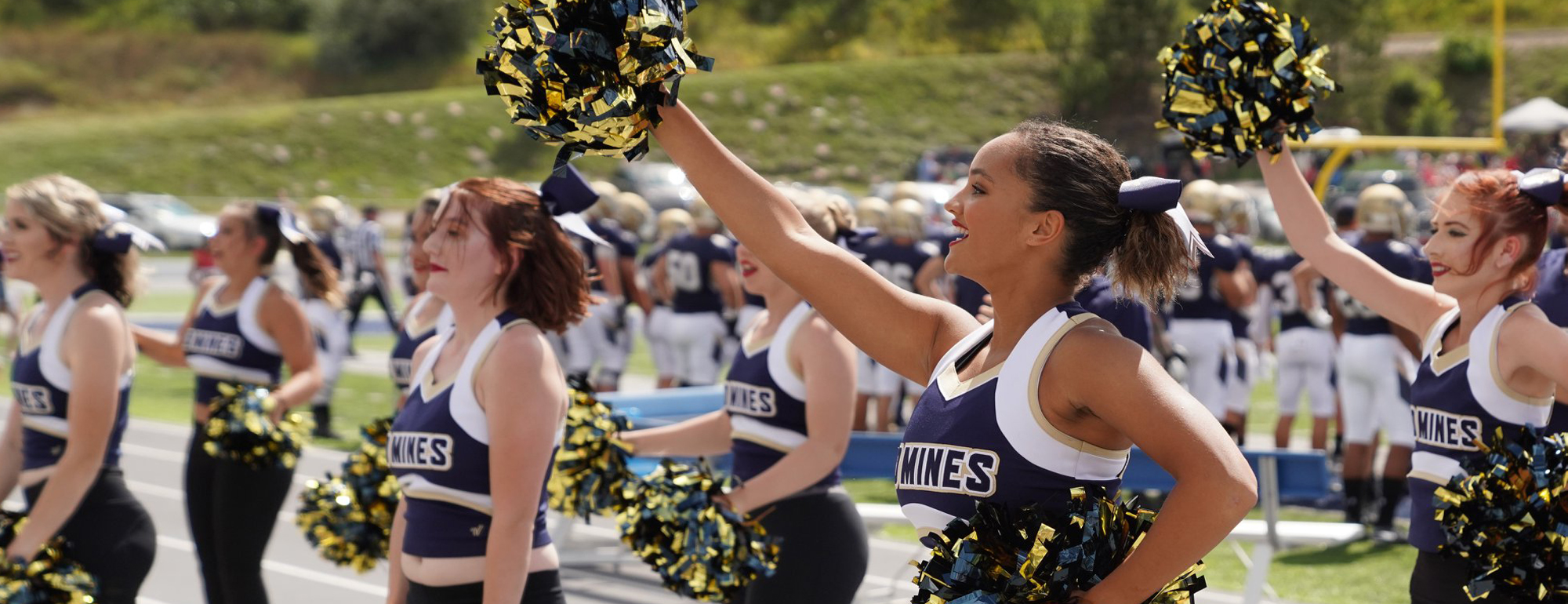 Hardrocker Cheer 19 at Mesa game