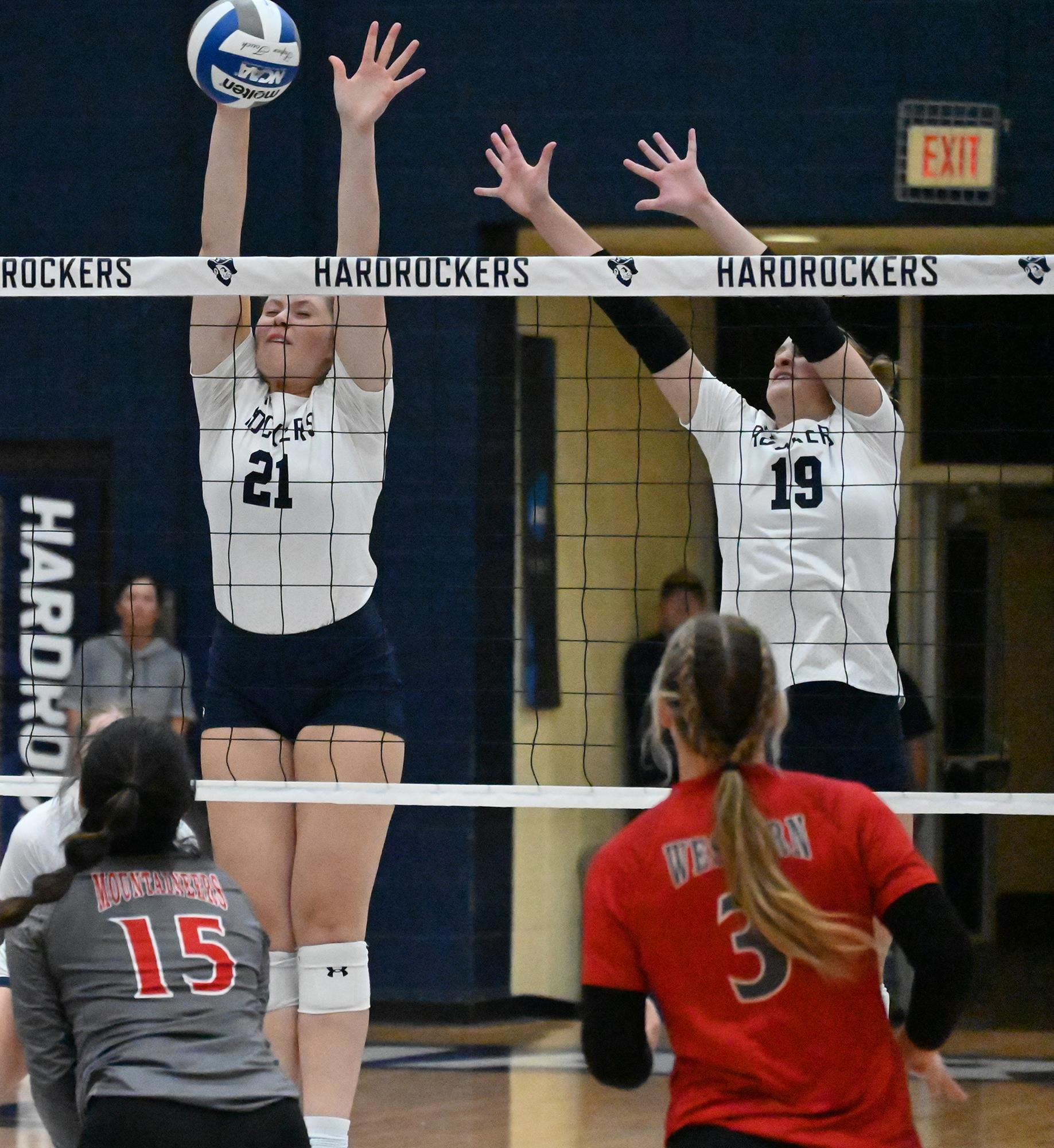 Jacey Koethe Women's Volleyball South Dakota Mines