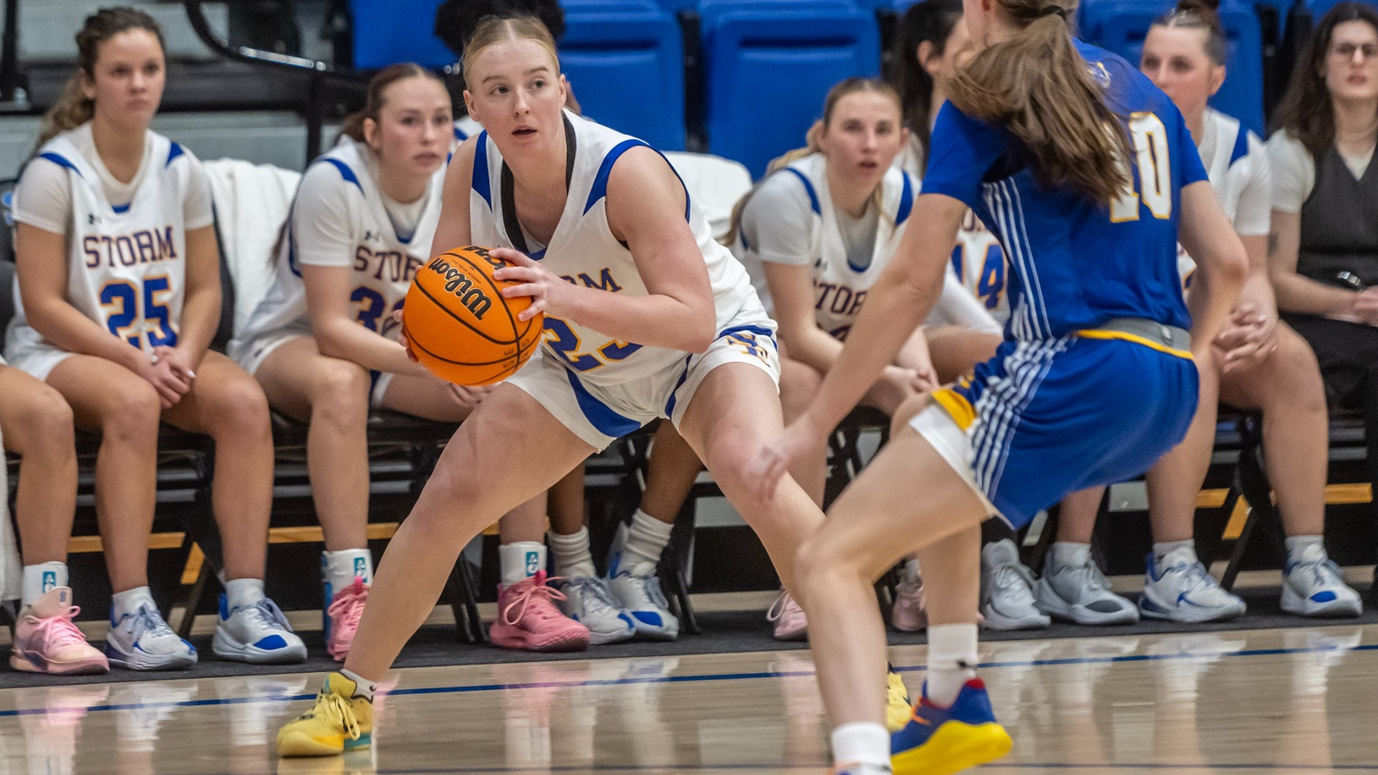 Abbie Barr assesses where to go with the ball versus Southern Arkansas