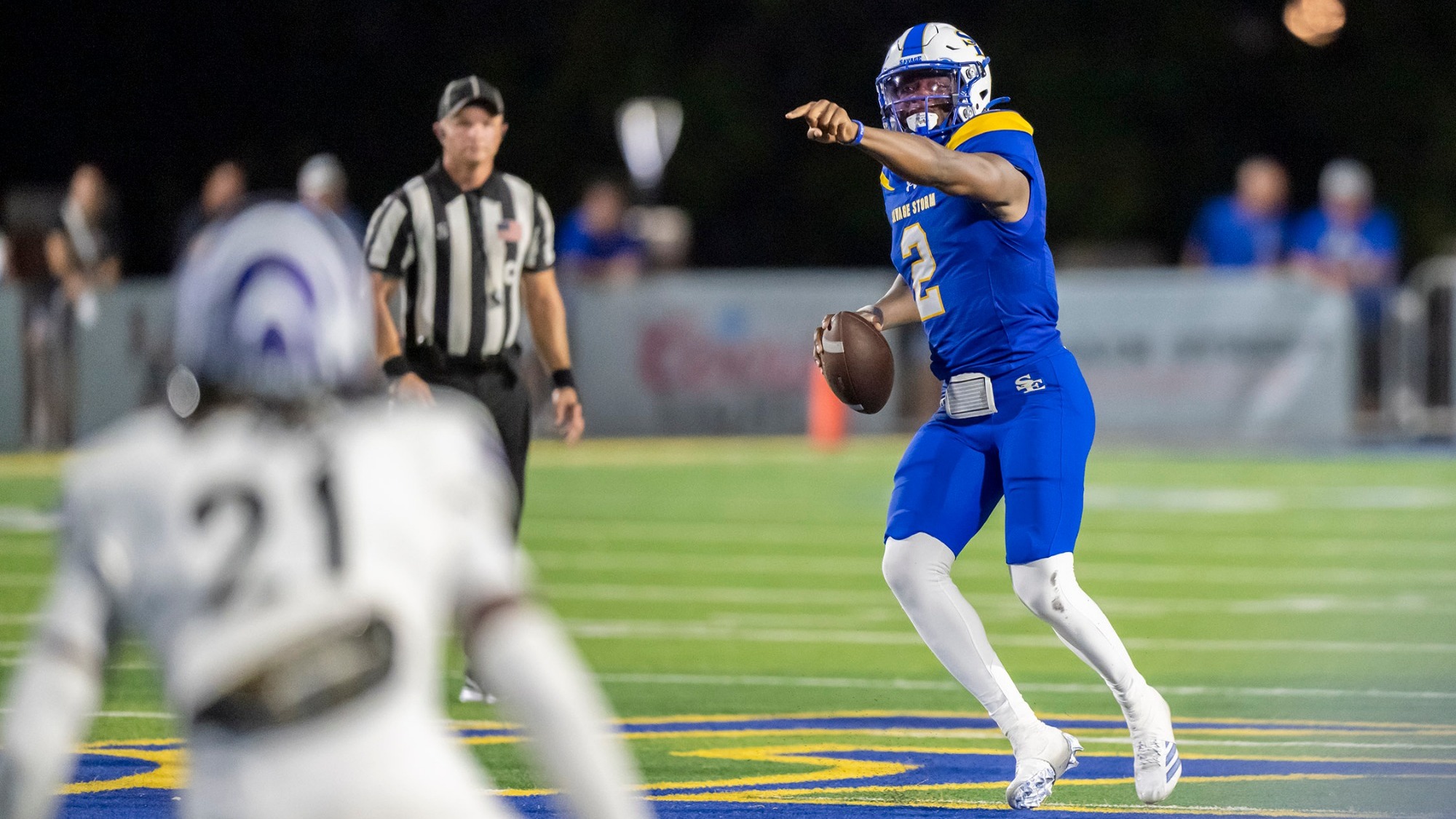 Levay Duncan drops back to pass