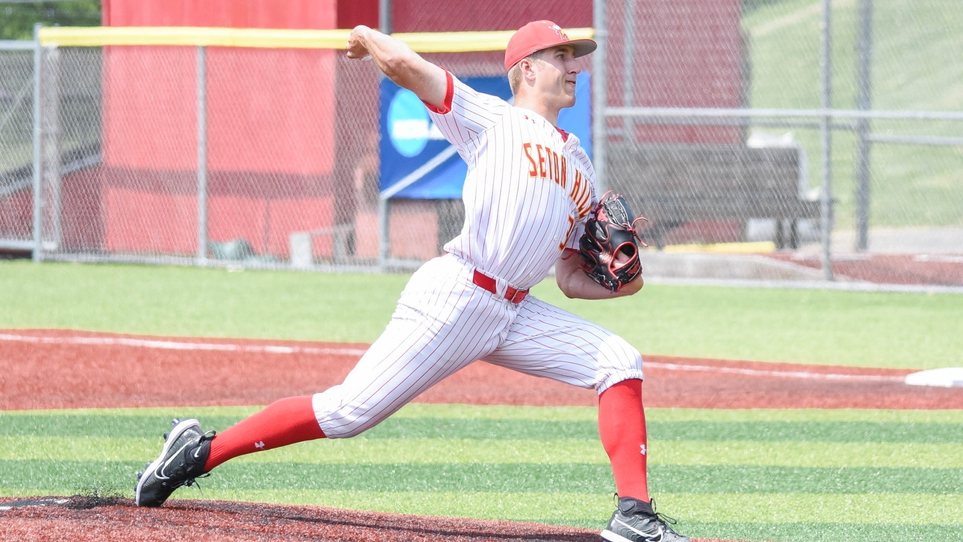 Bergert Spectacular as Griffins Shutout Grand Valley State Seton Hill