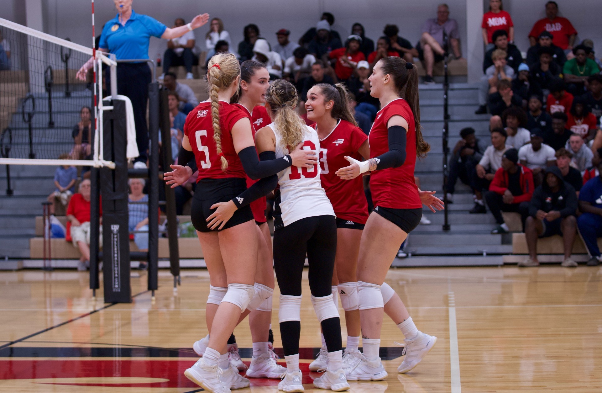 Volleyball vs WIU 9.23