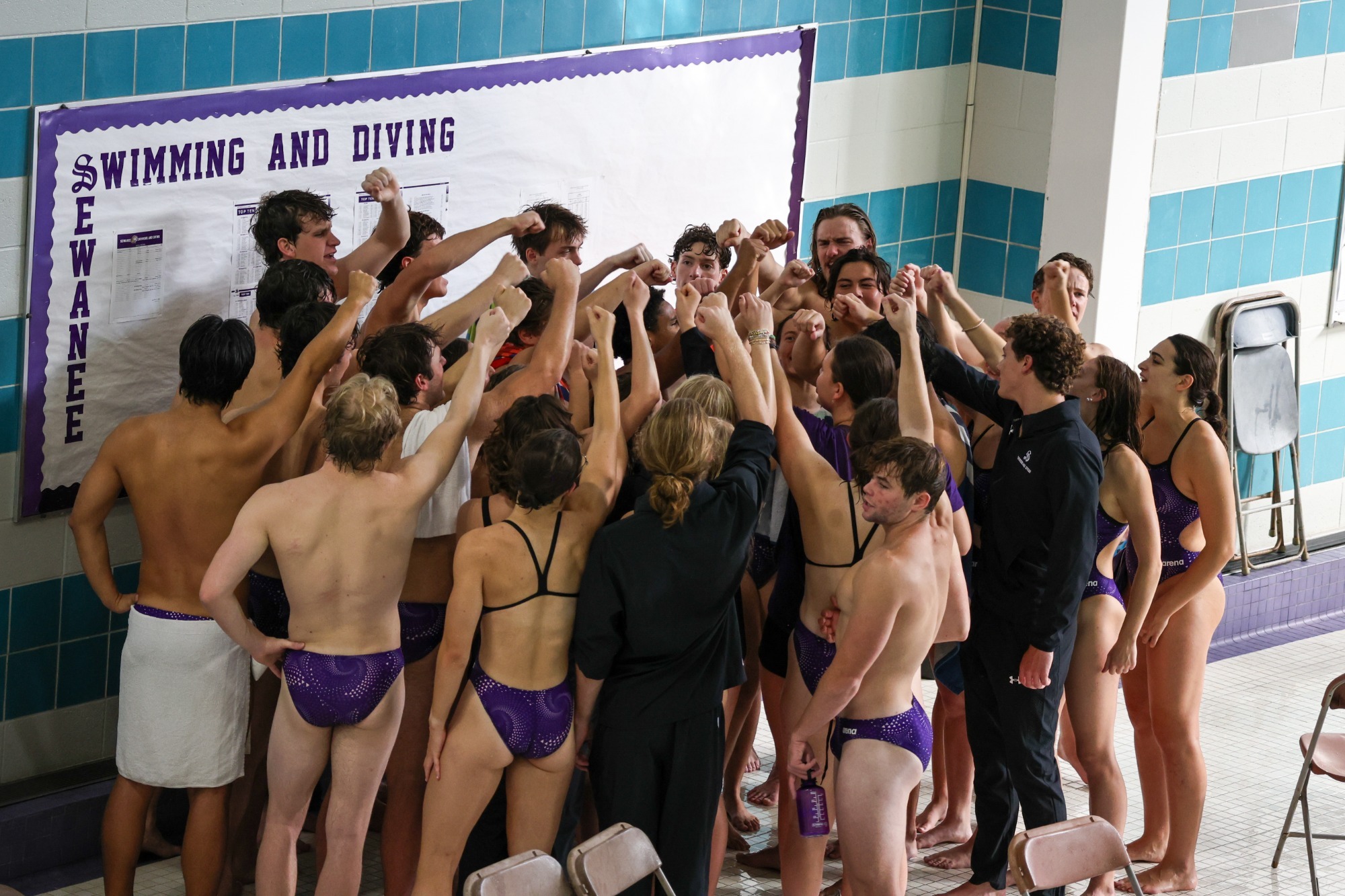 swim relay meet group photo