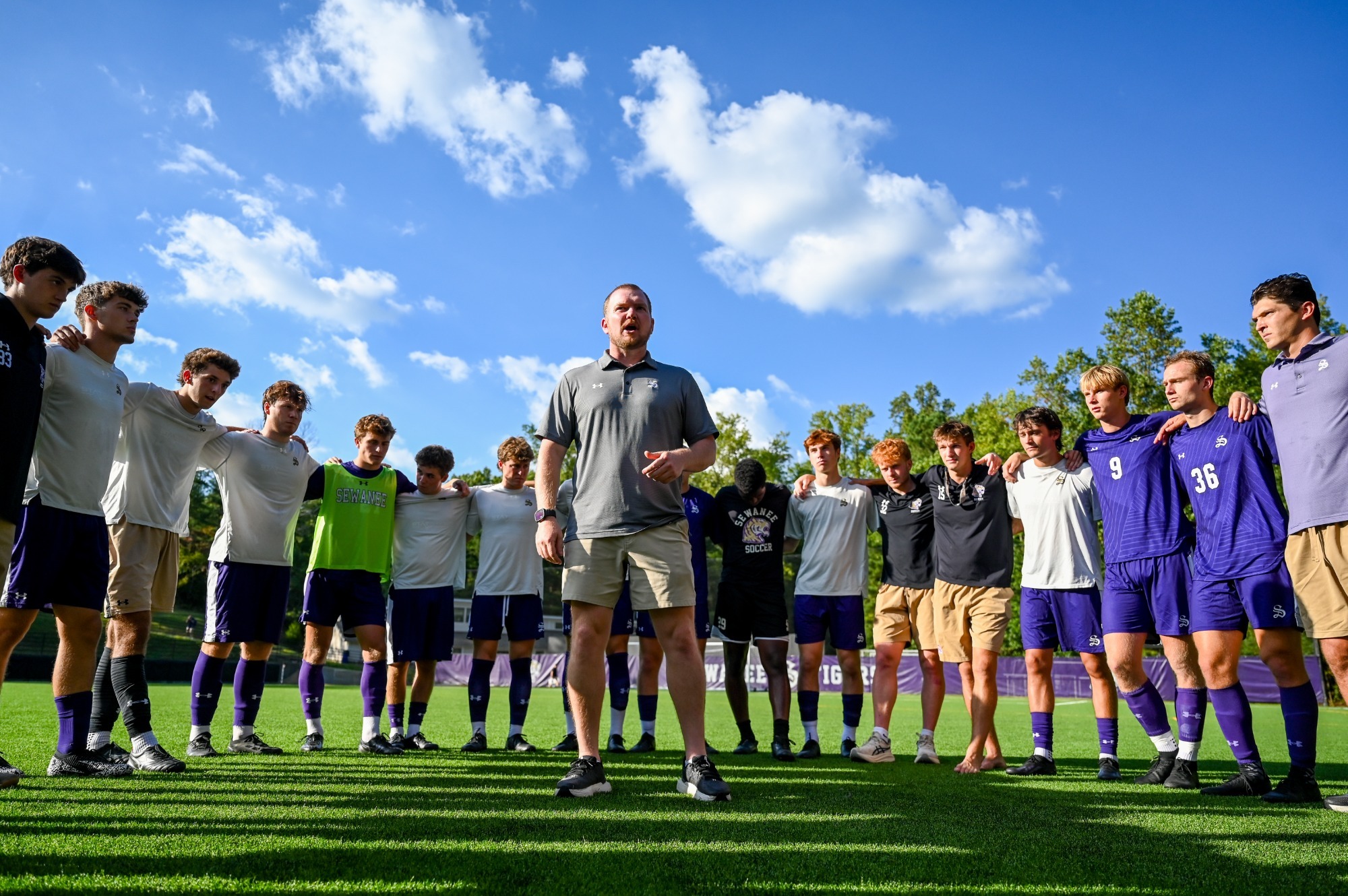 msoc team huddle