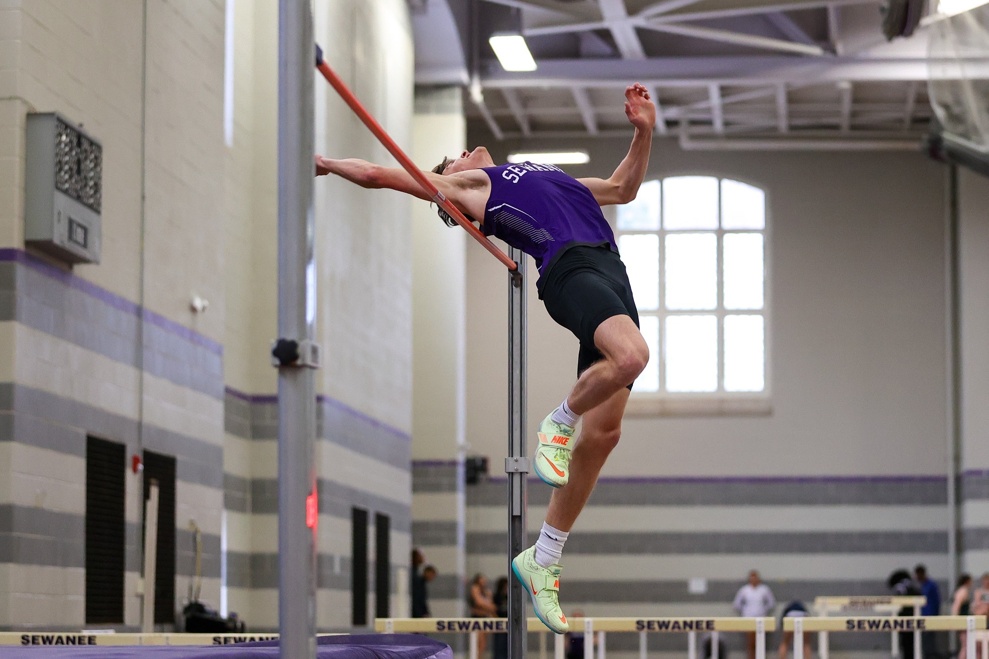 sam leonard, high jump