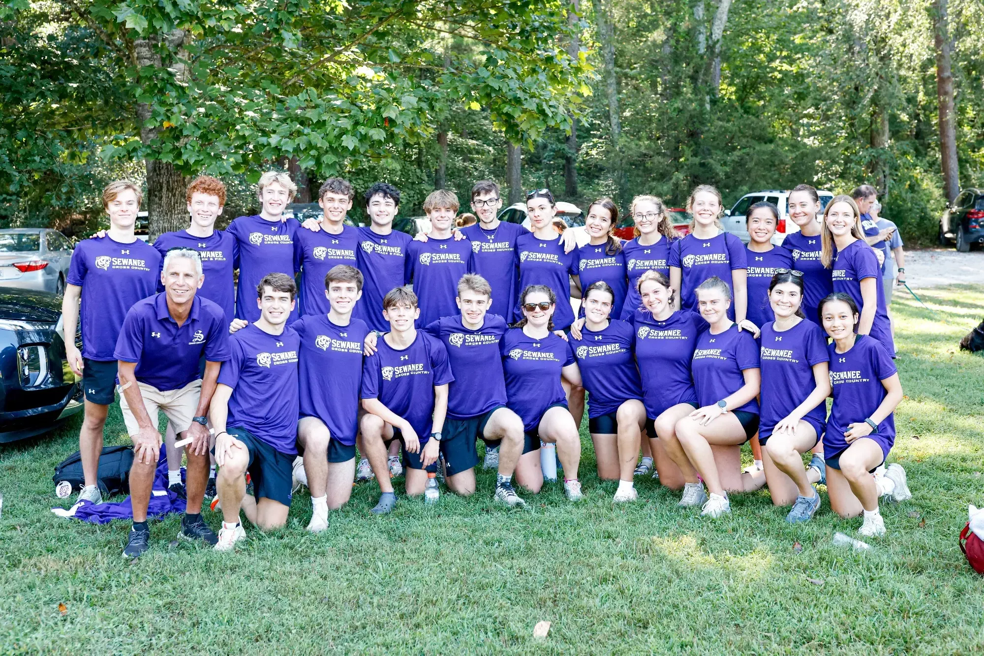 cross country, mountainside stride group picture