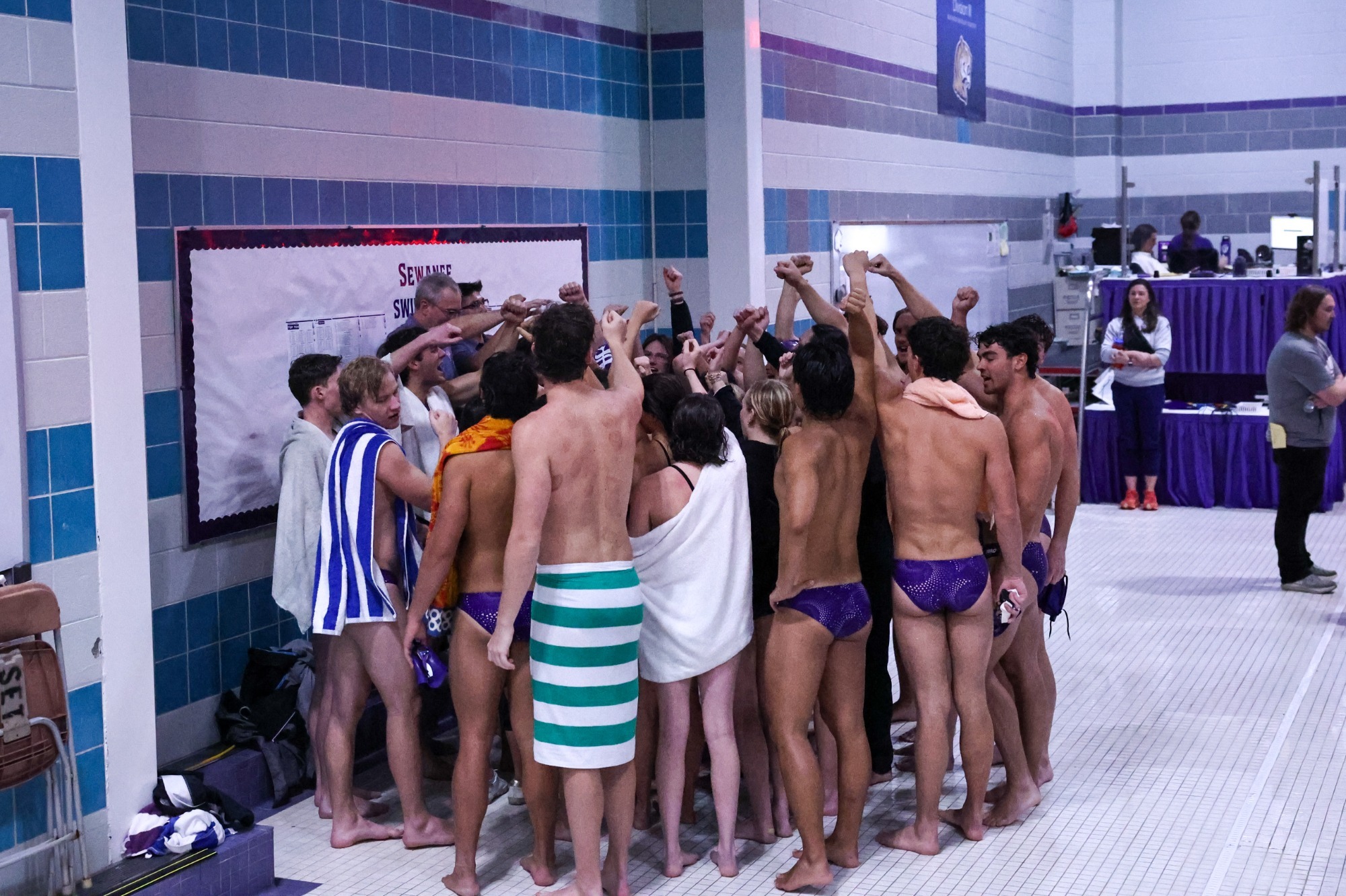 swim and dive team photo vs asbury