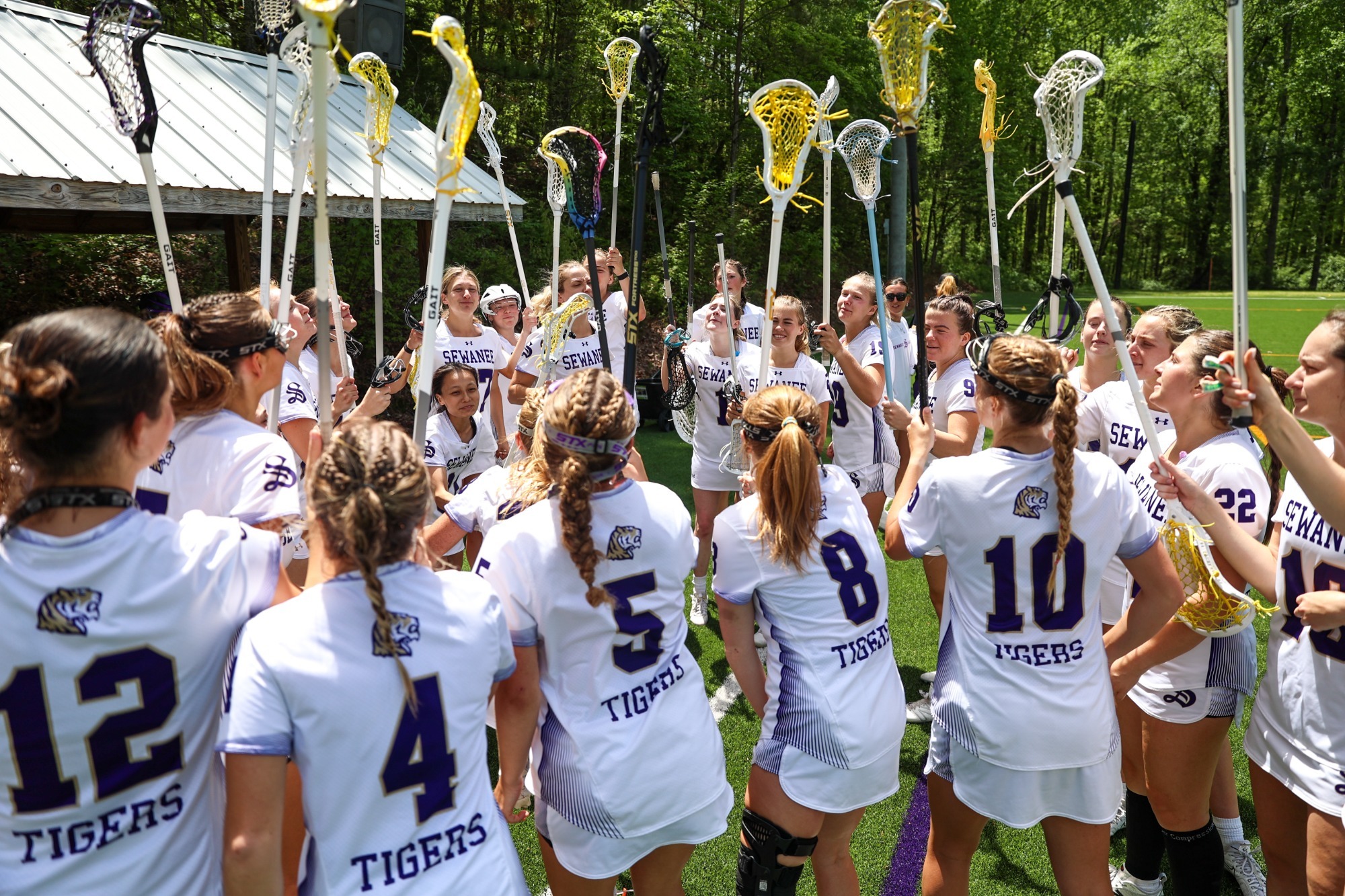 wlax vs oglethorpe SAA semifinals team photo