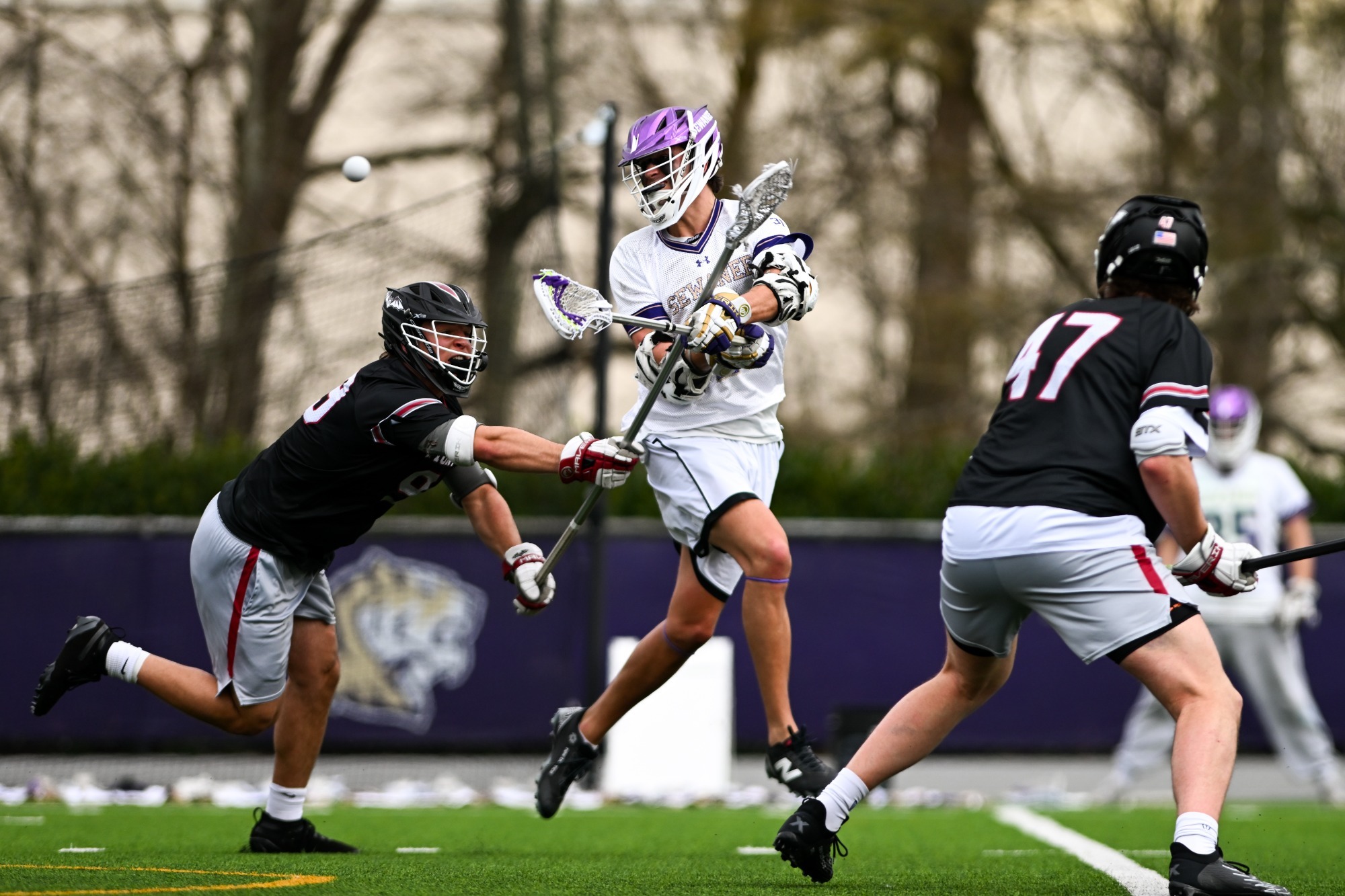 manoli loupassi vs transy