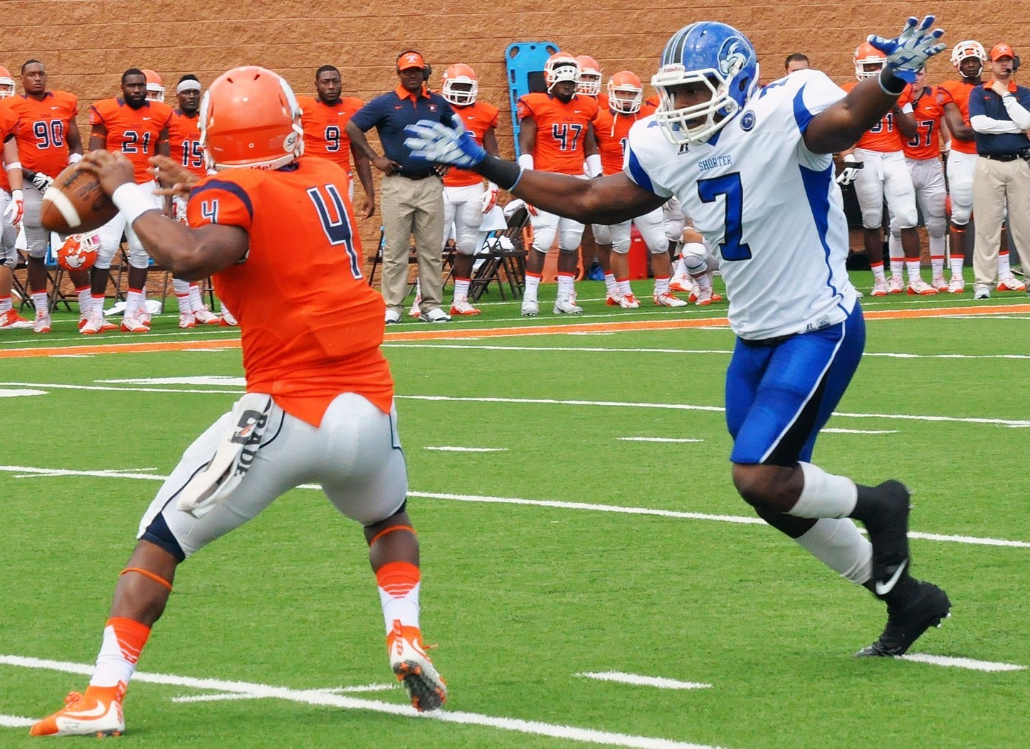 Dominique Henfield Football Shorter University Athletics