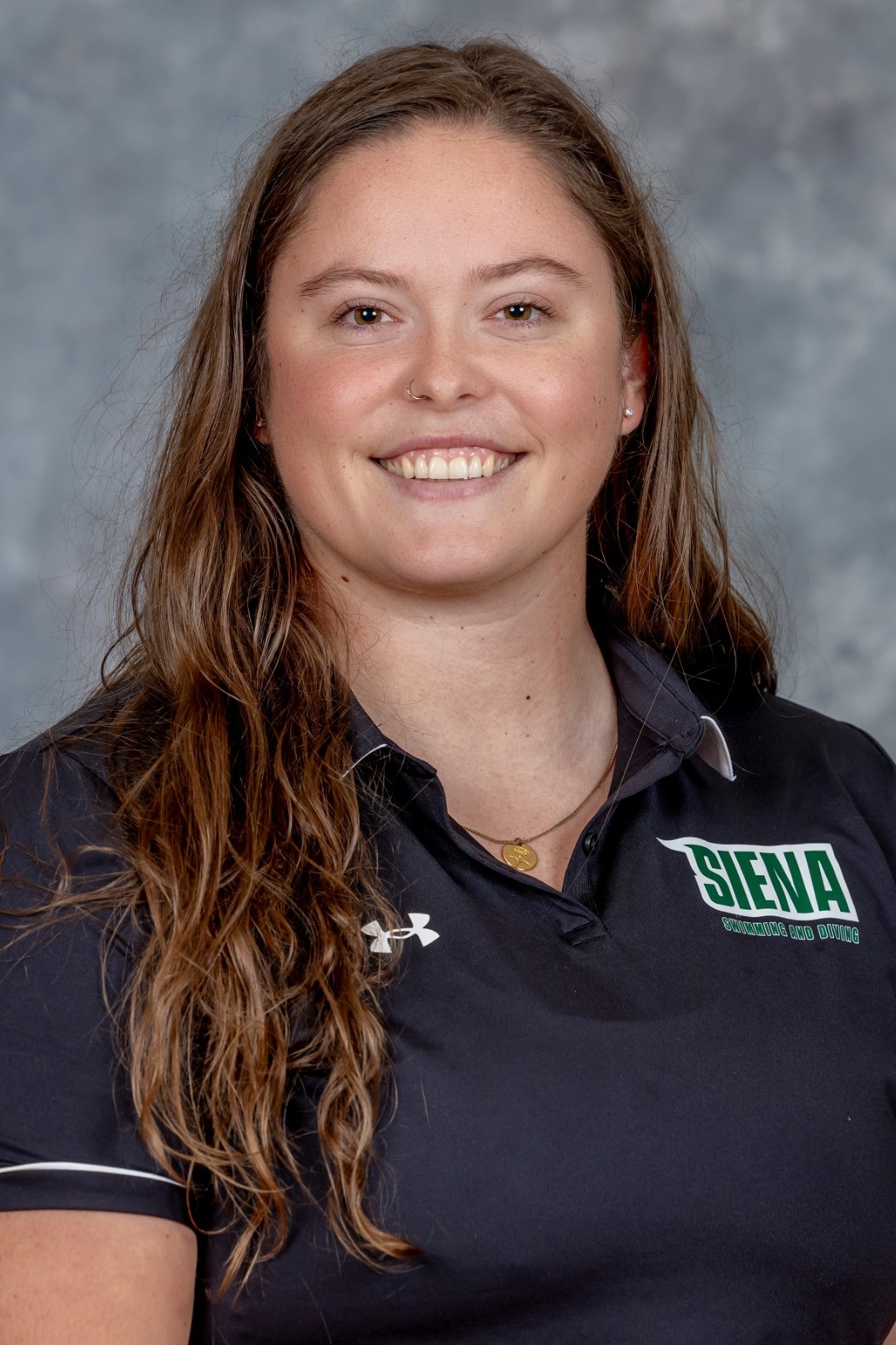 Maggie davenport Headshot 2025-26