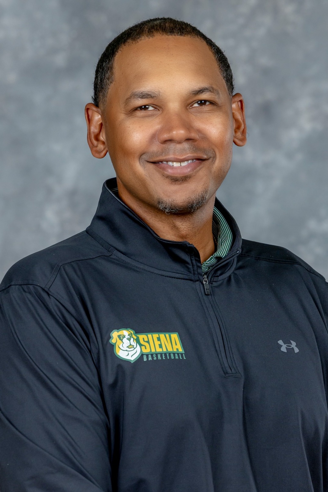 Coach Blackwell 2025-26 Headshot
