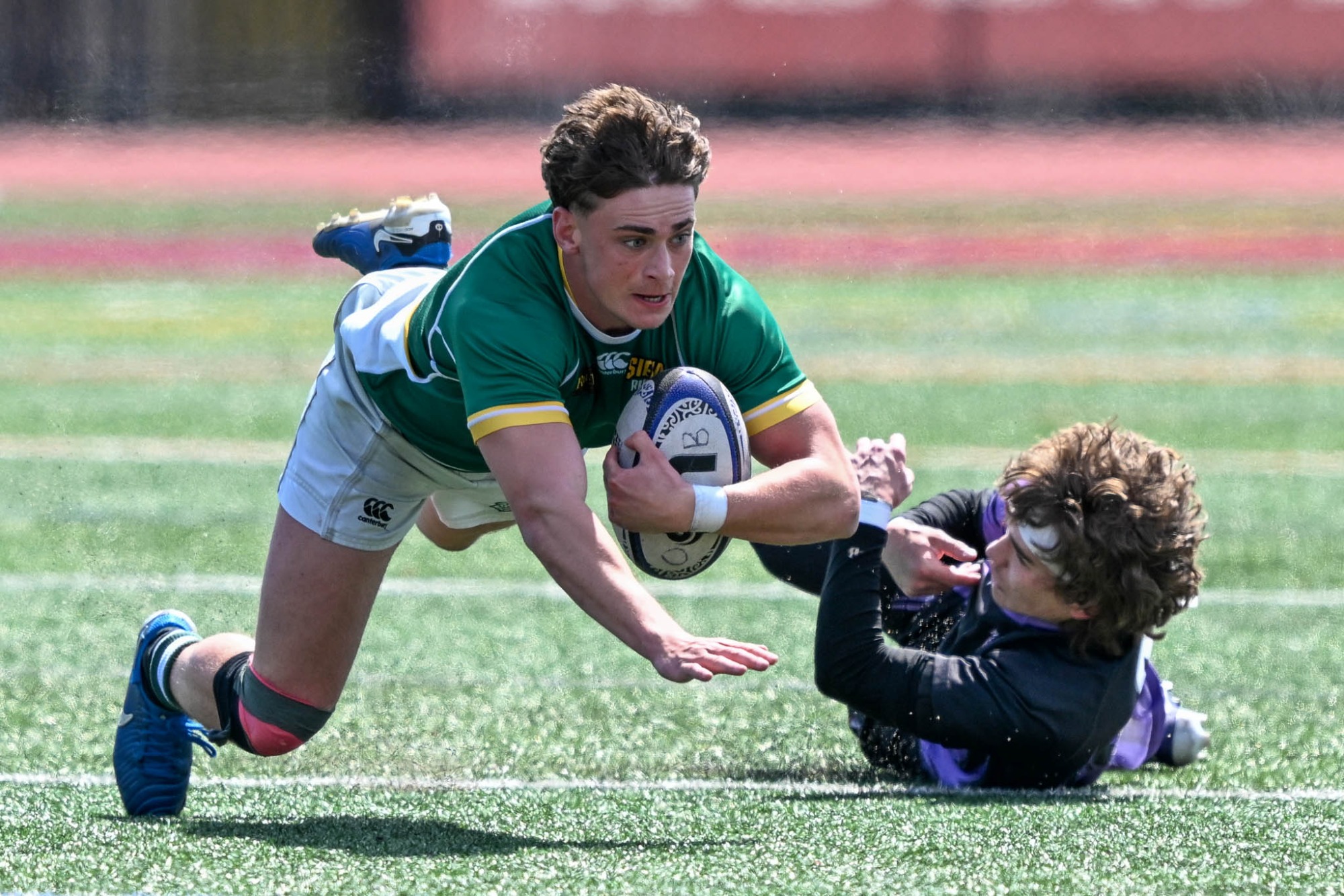 Siena attends Old Blue 7's 