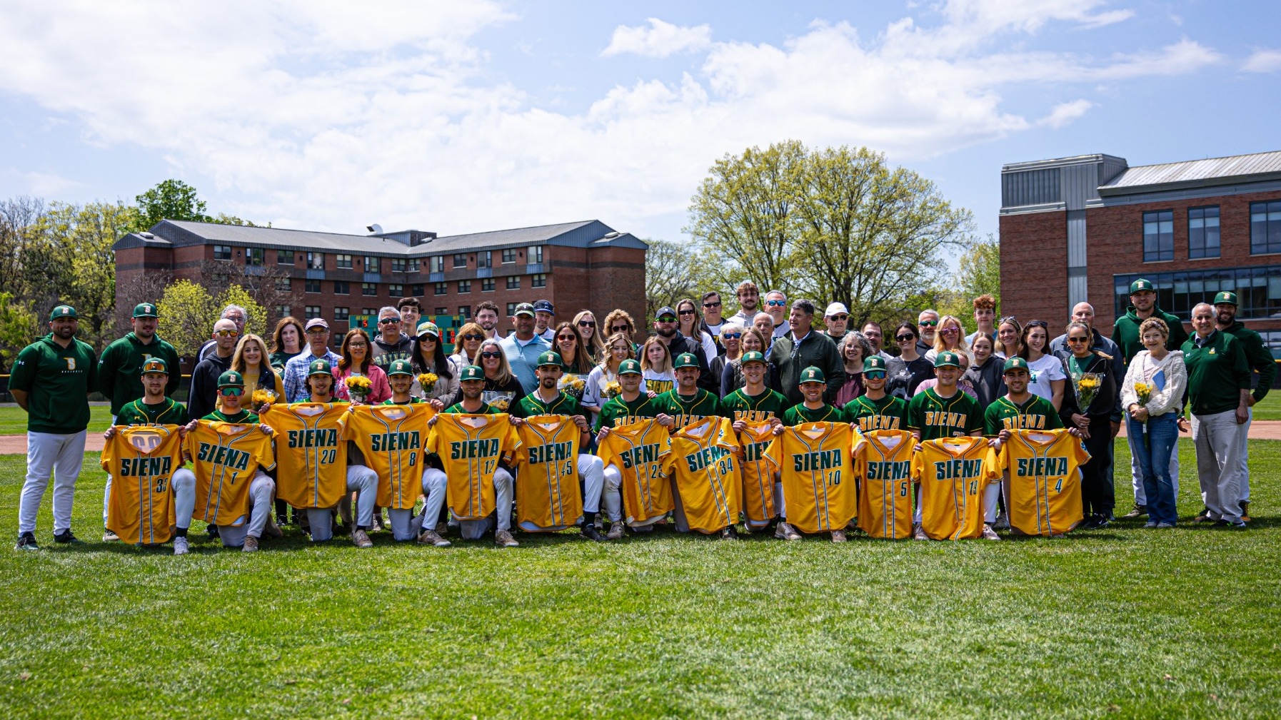 2026 Baseball seniors Senior Day