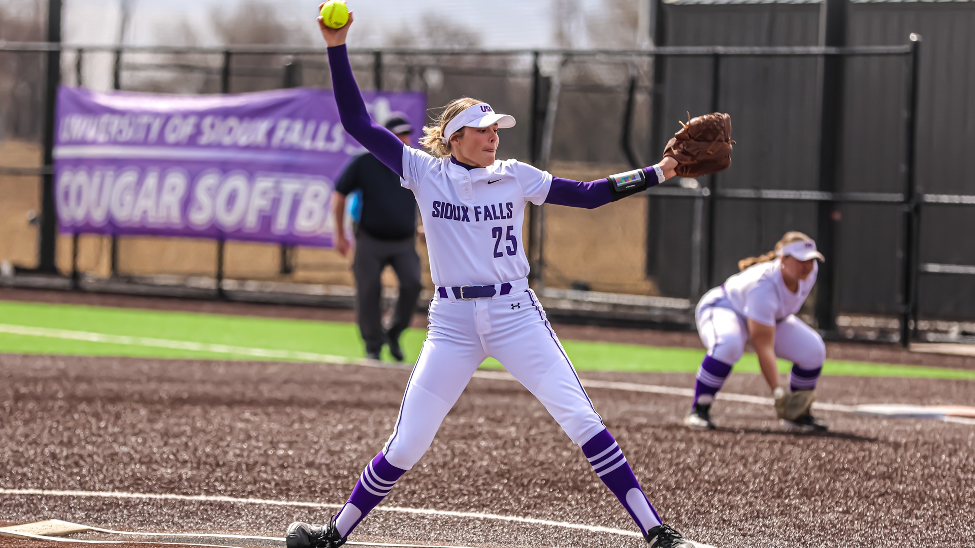 Maddi Duncan Pitching