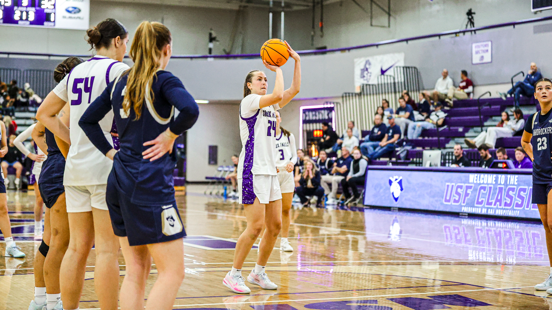 Anna Vaaler takes a FT