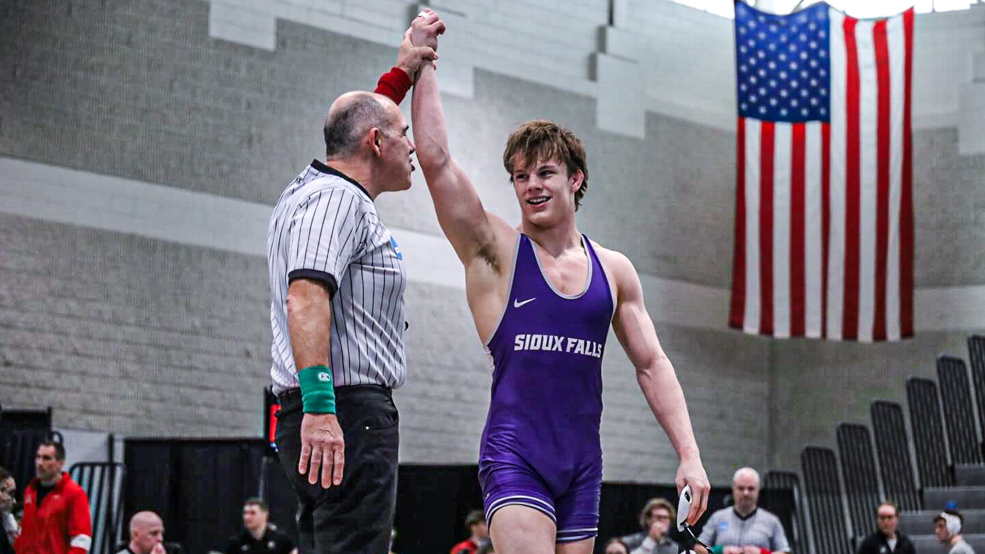 Luke Swanson defeats Nick Mueller