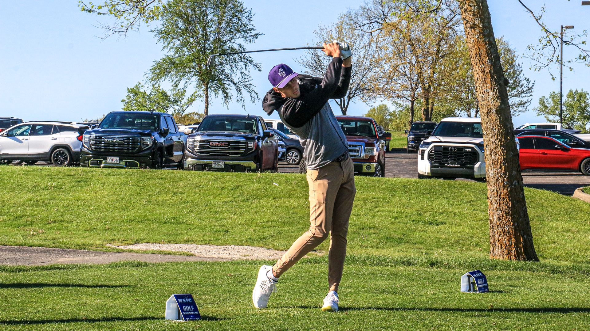 Jadan Ford tees off during the NSIC Championships