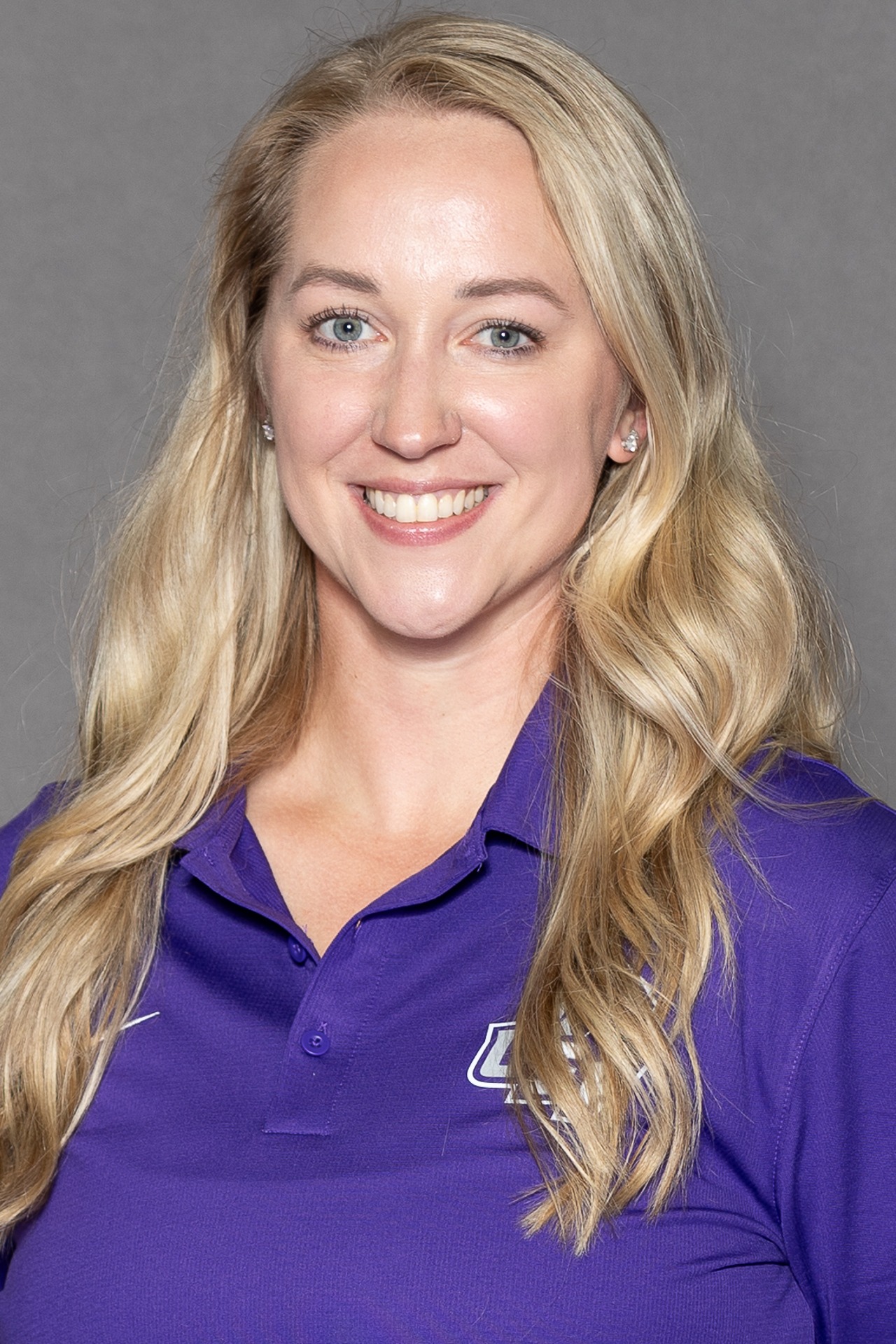 Megan Oschner Headshot