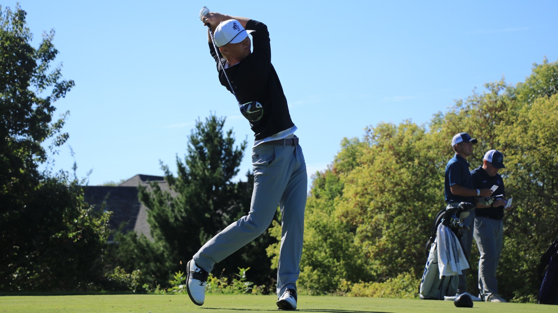 Charlie Hanson Tees off