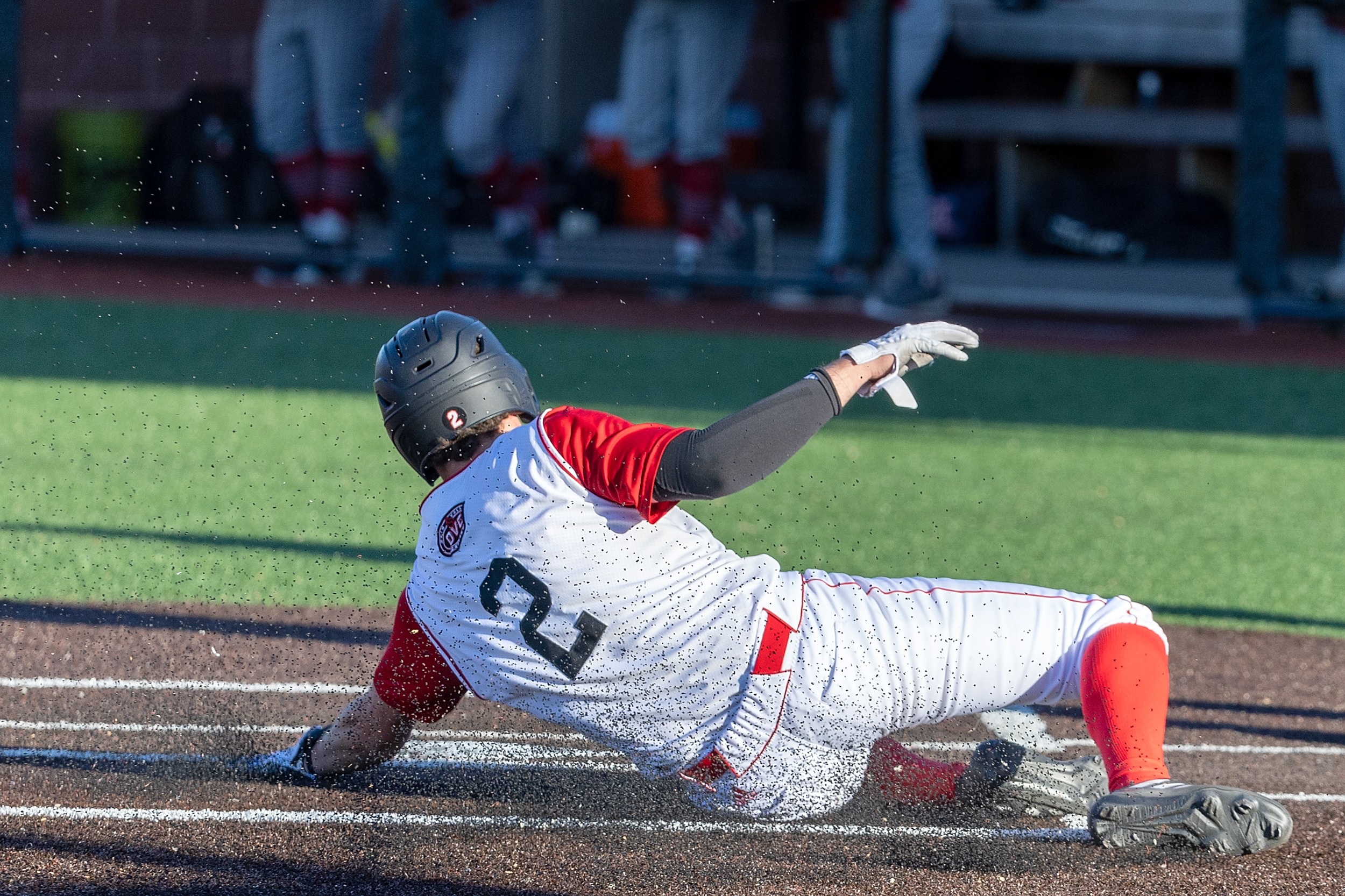 Cougars Score 16 in Series Opener SIUE